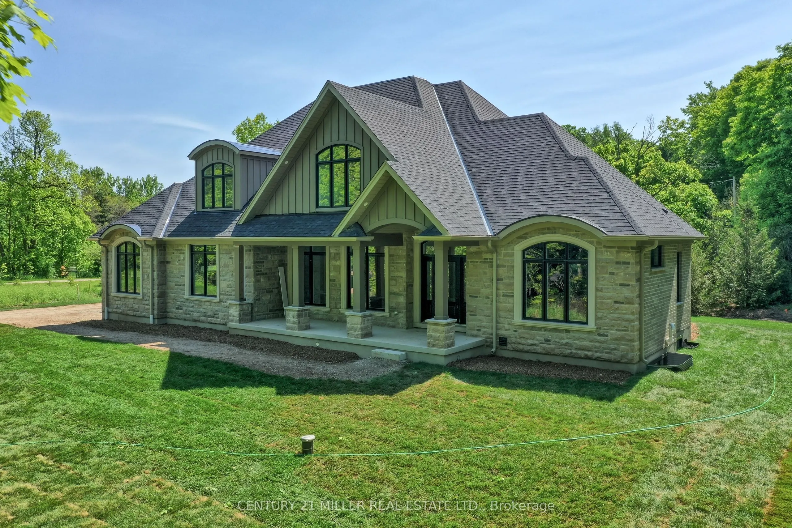 4512 Concession 11 Road