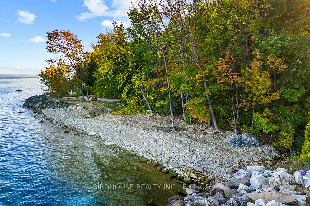 504871 Grey Road 1