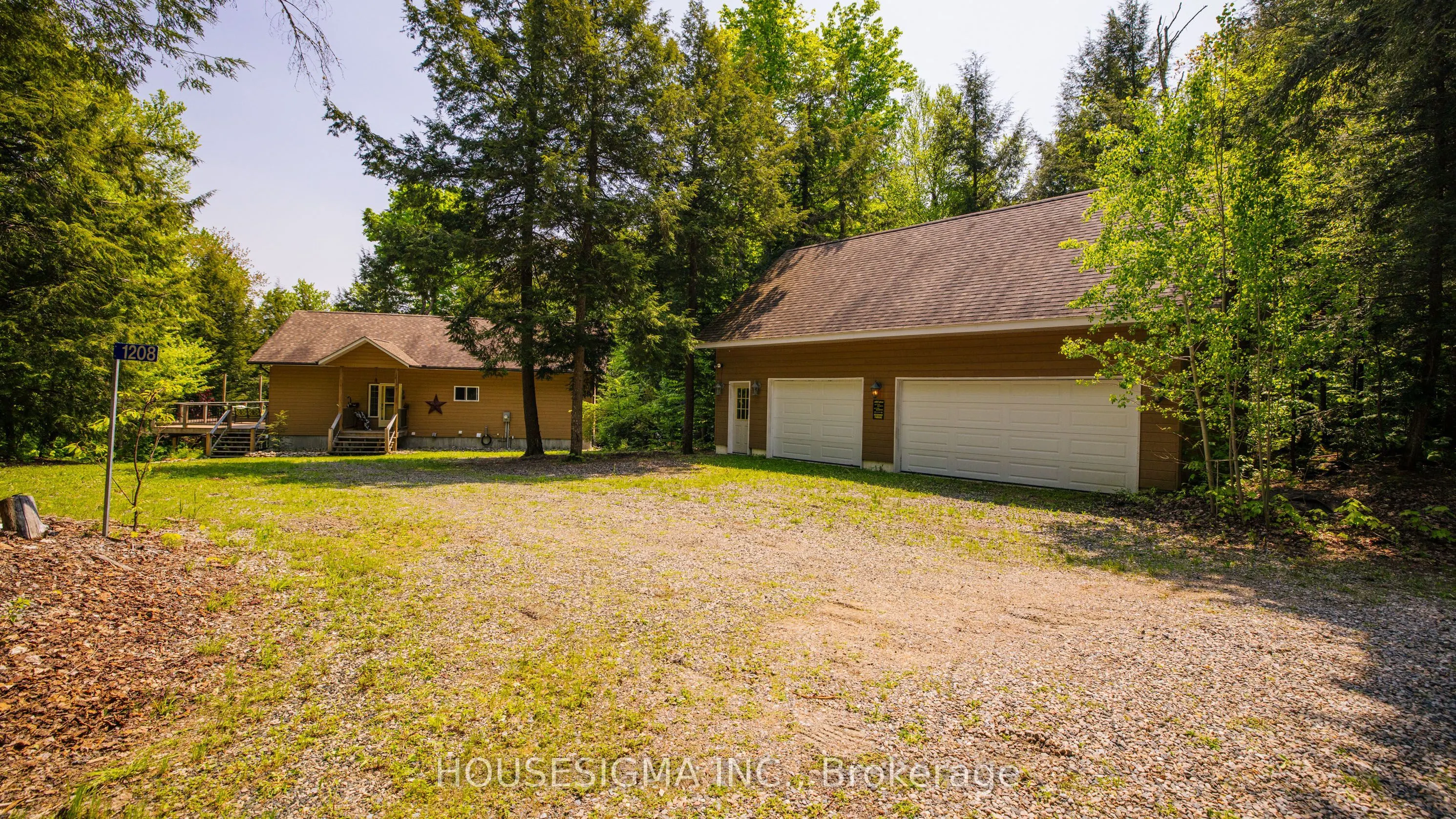 1208 Minnow Drive