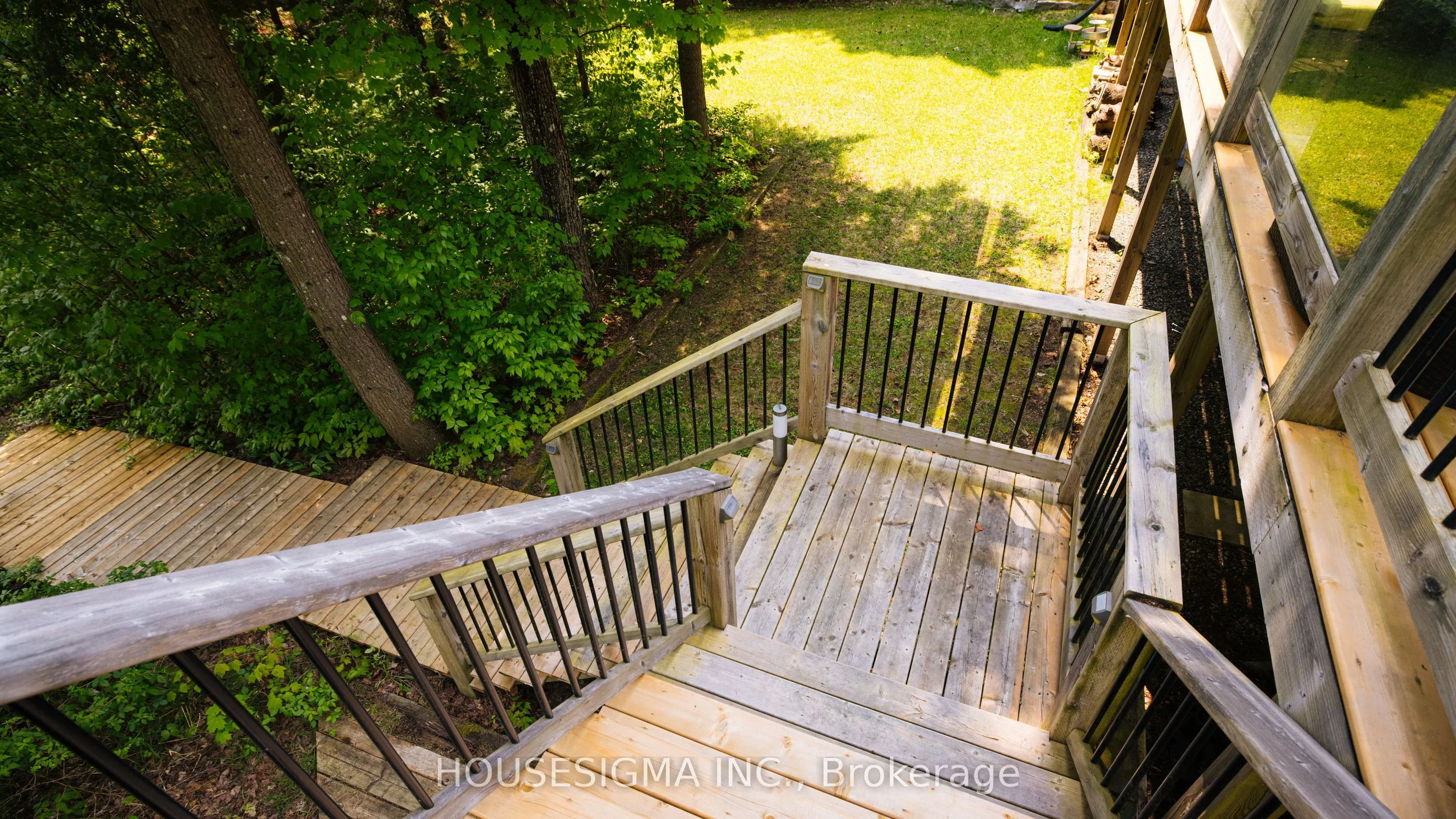 1208 Minnow Drive