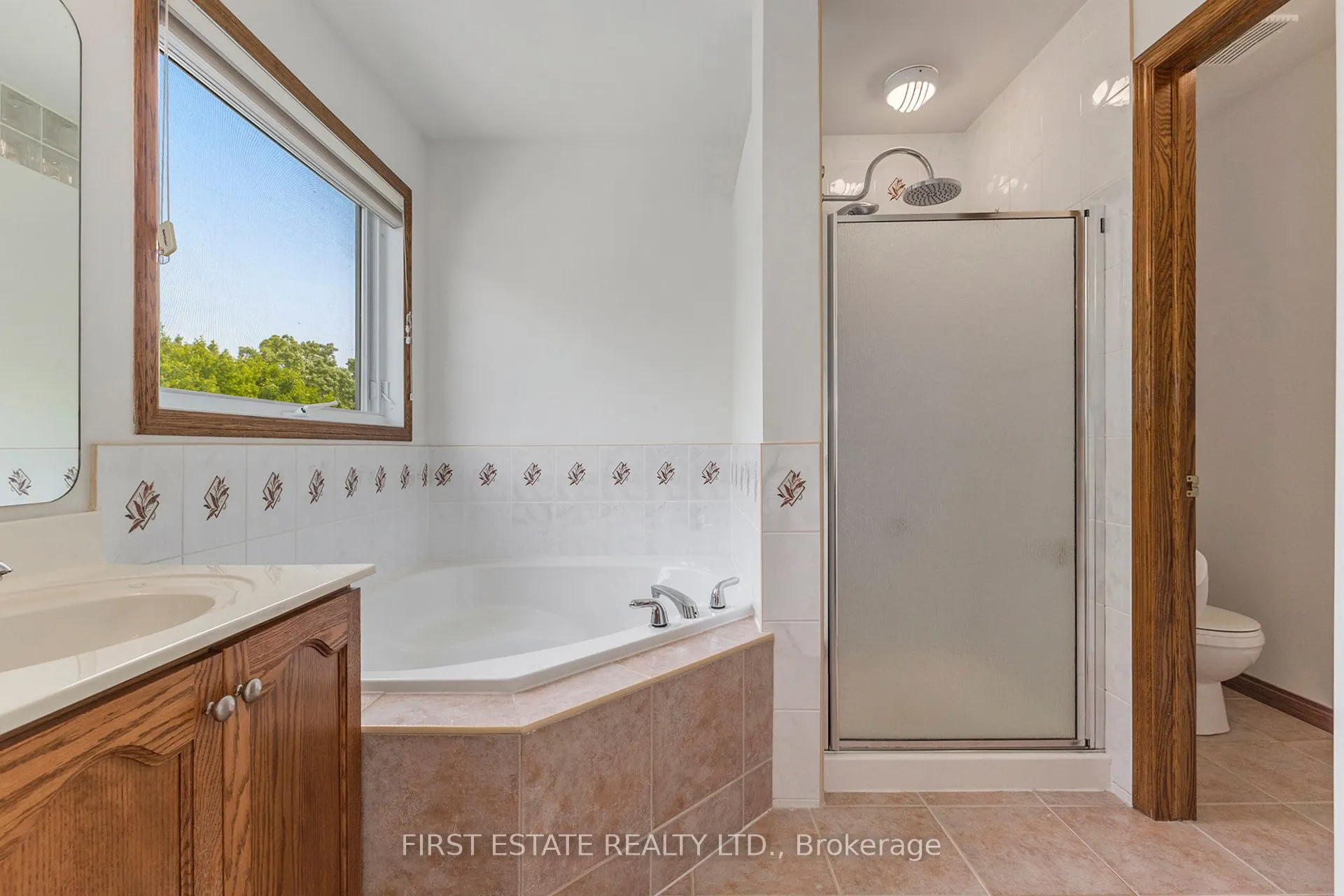 3798 Marble Canyon Crescent