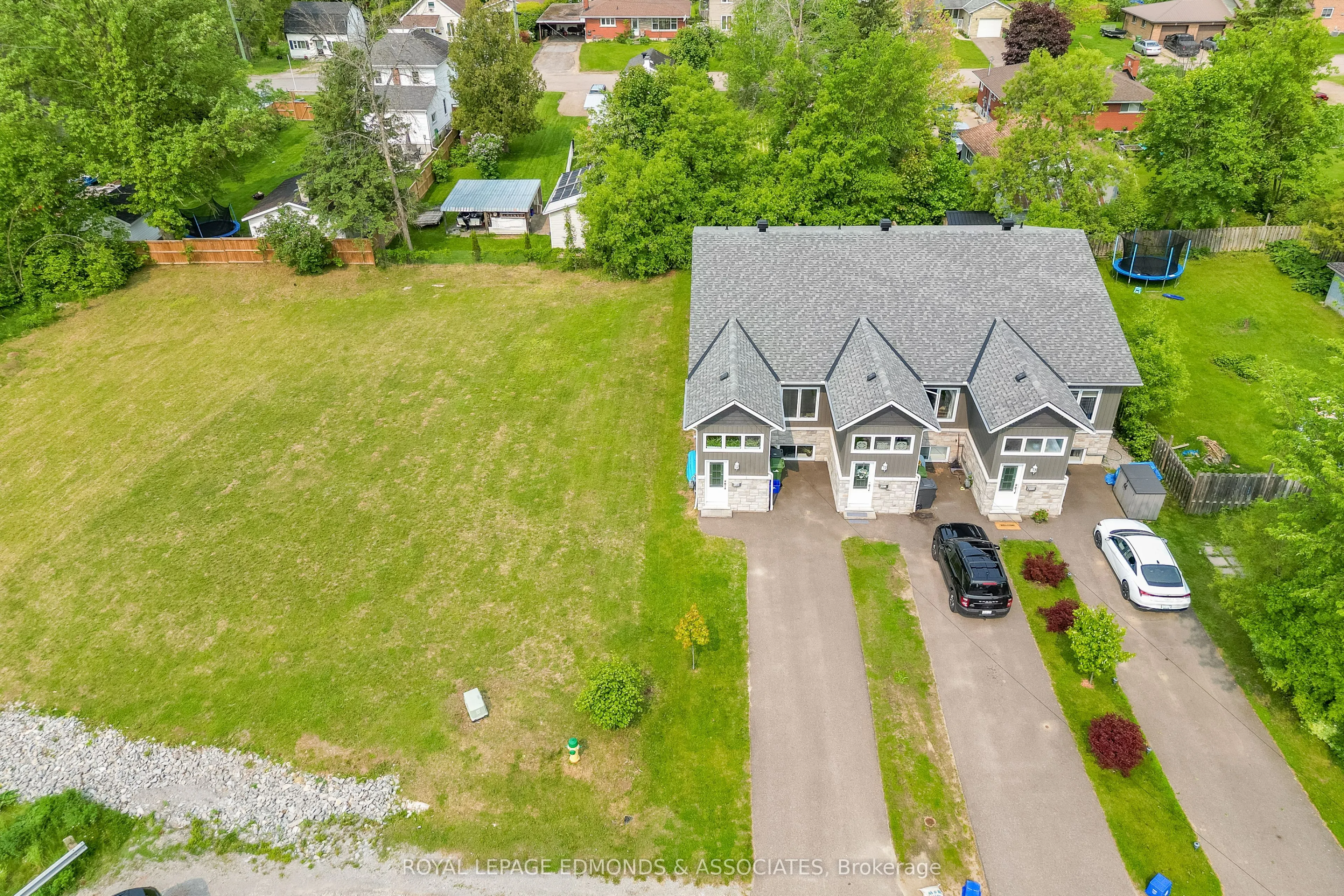 464 Dominion Street