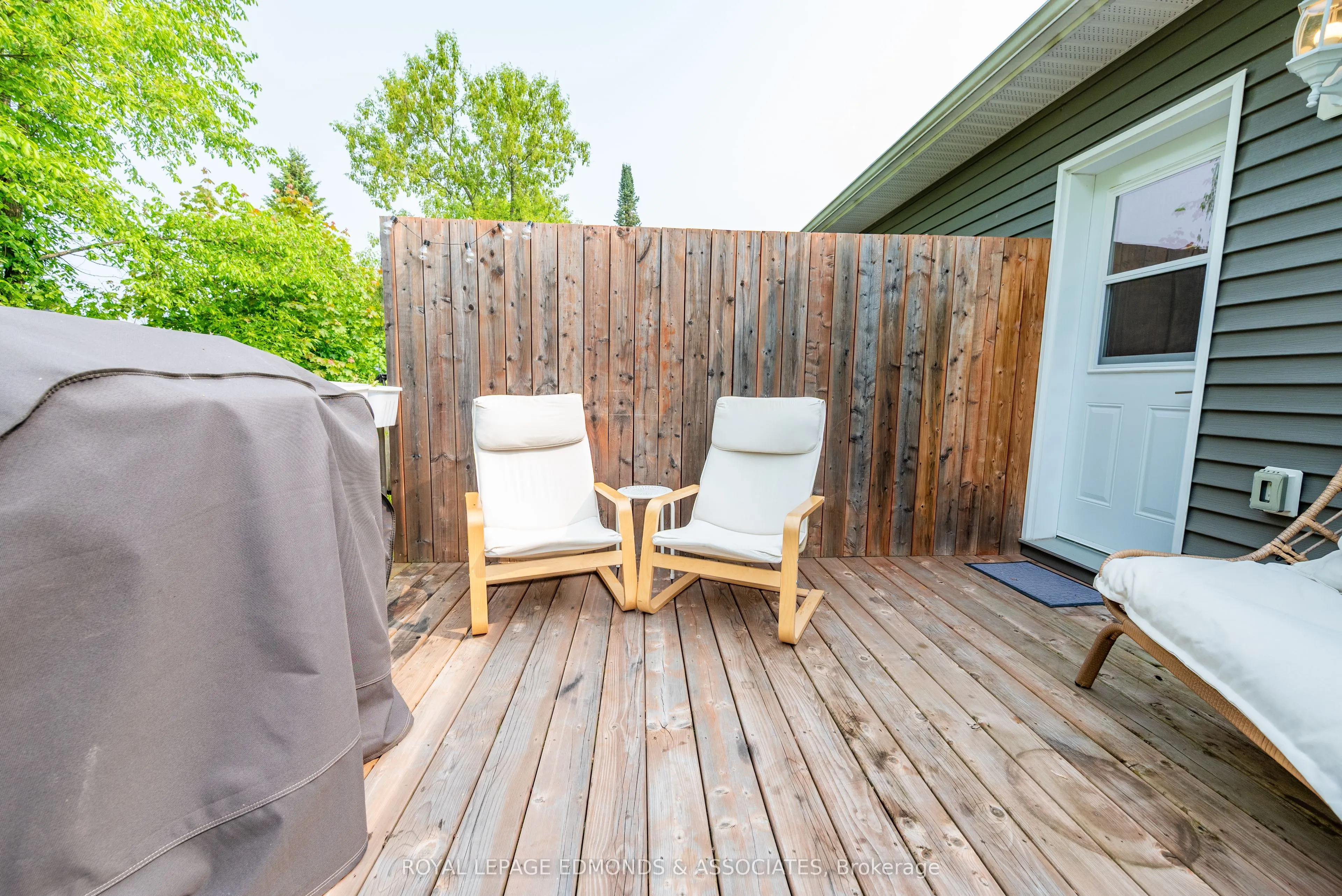 464 Dominion Street