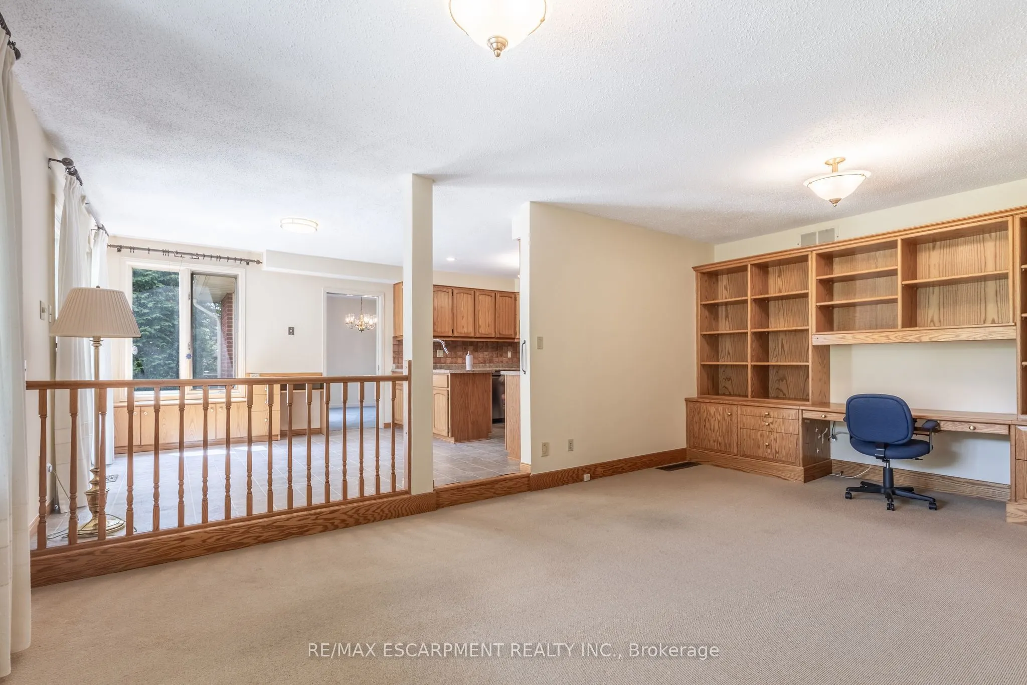 11 Bridlewood Drive