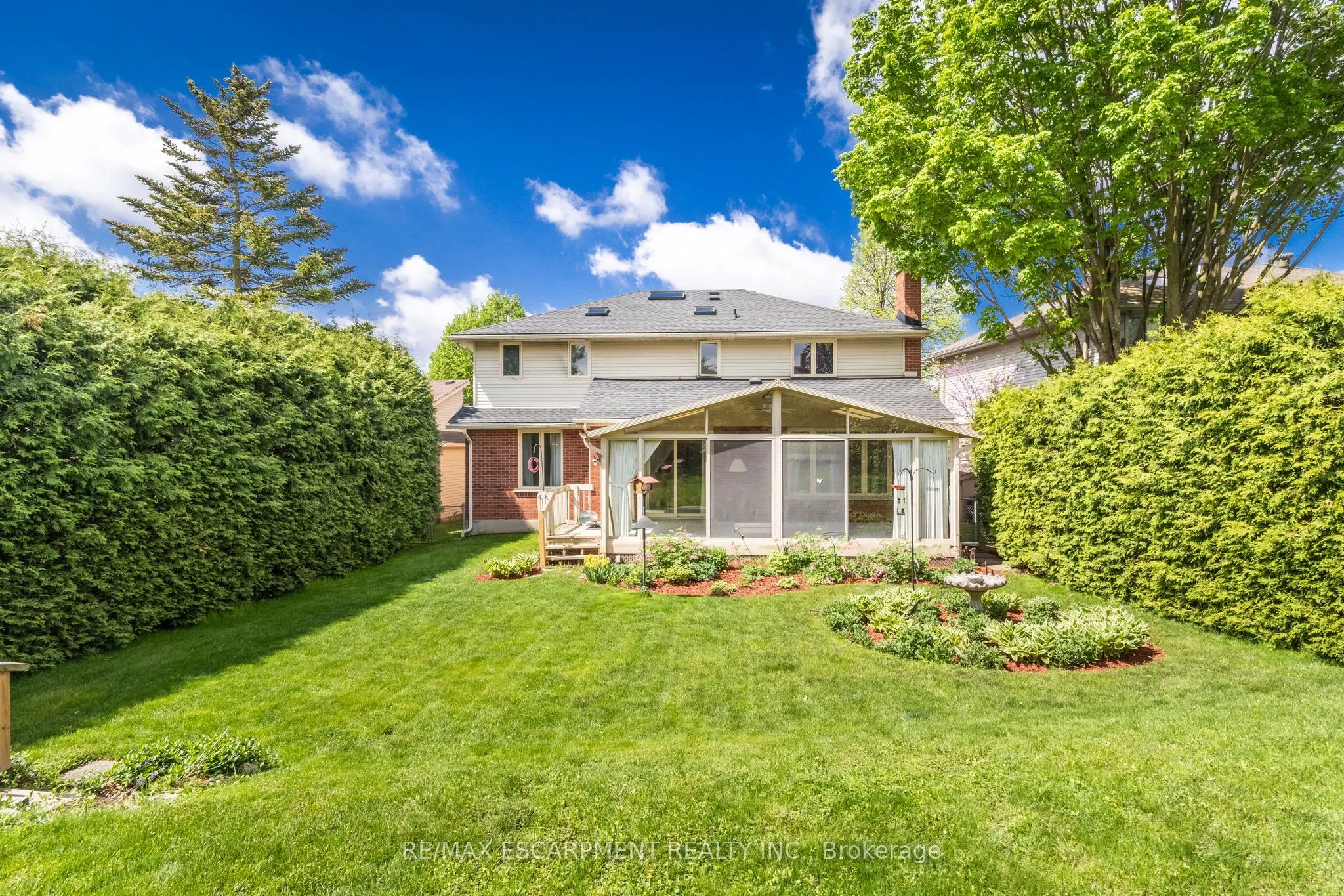 11 Bridlewood Drive