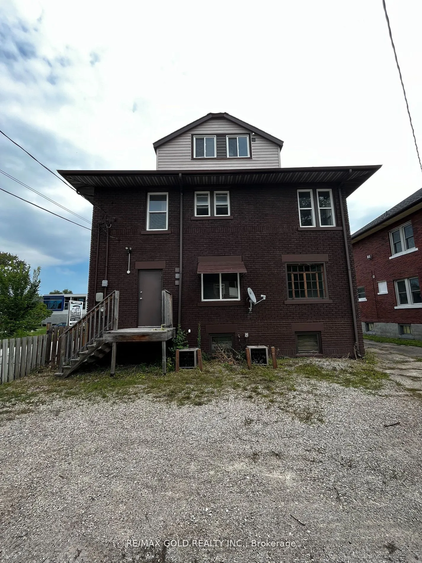 1575 Ouellette Avenue N