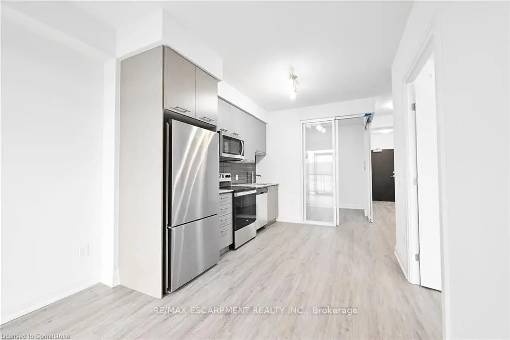 385 WINSTON Road, #901