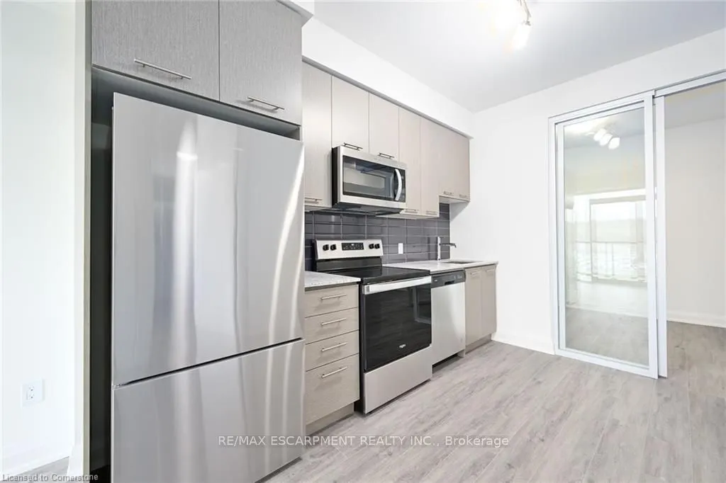 385 WINSTON Road, #901