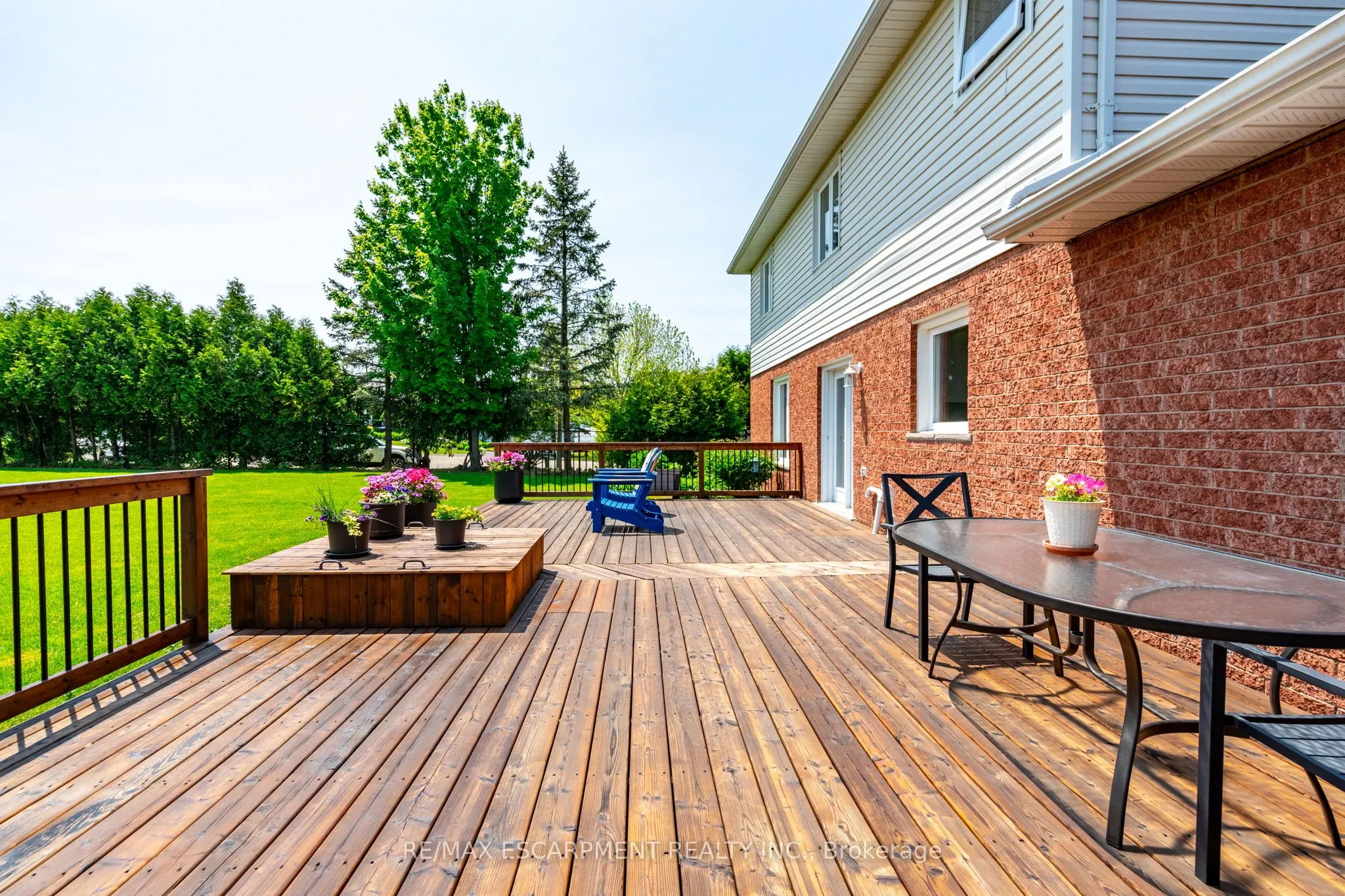 19 Savona Crescent