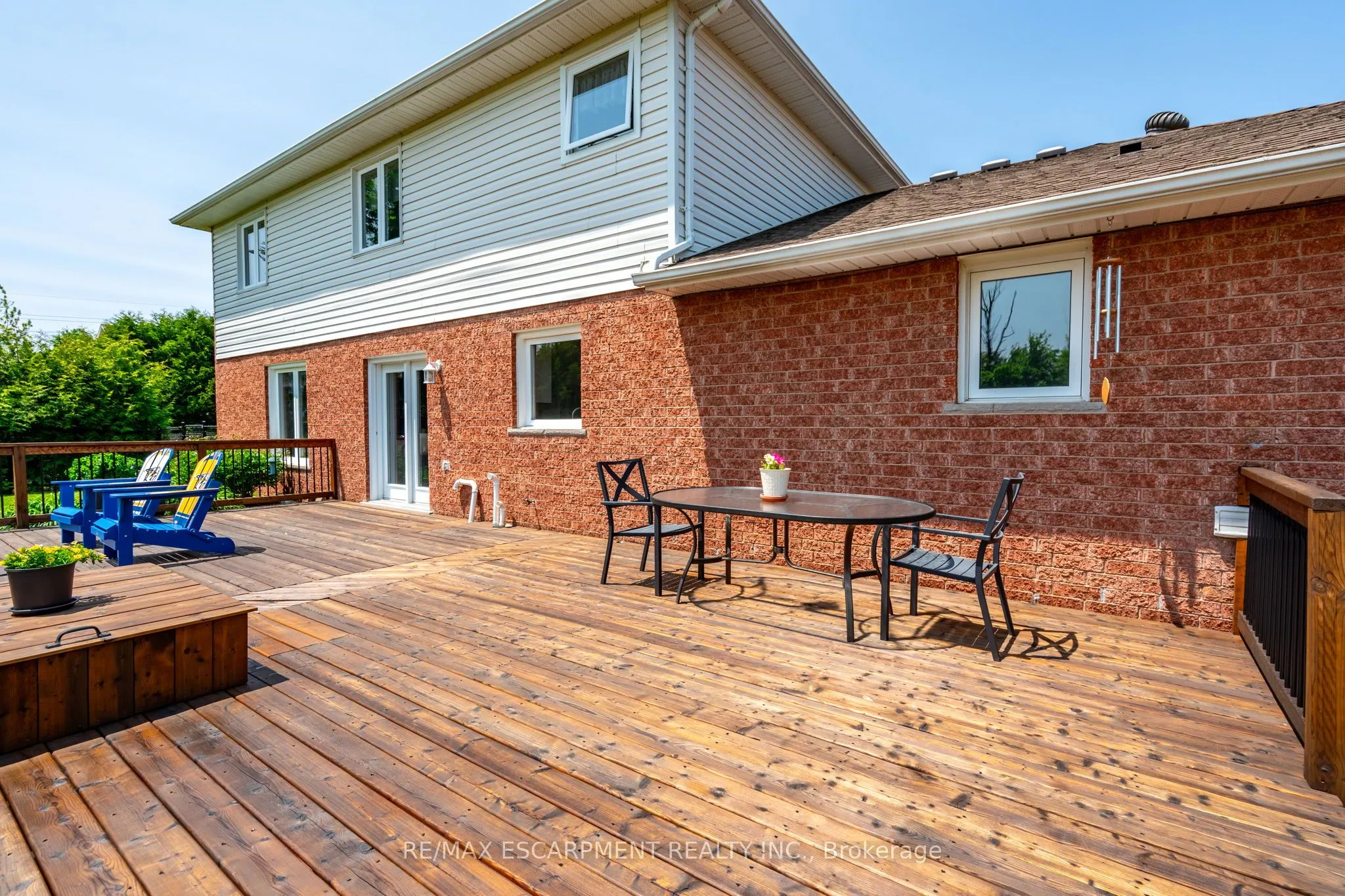 19 Savona Crescent