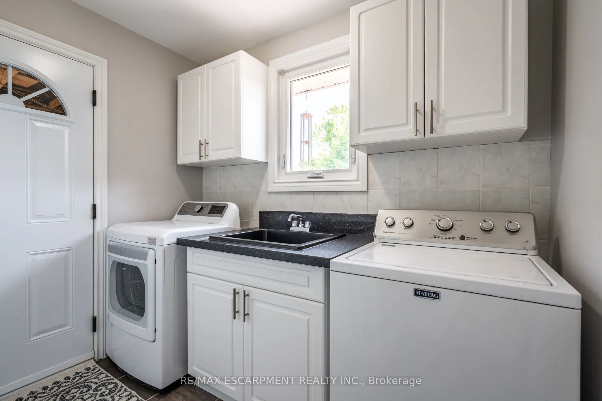 19 Savona Crescent