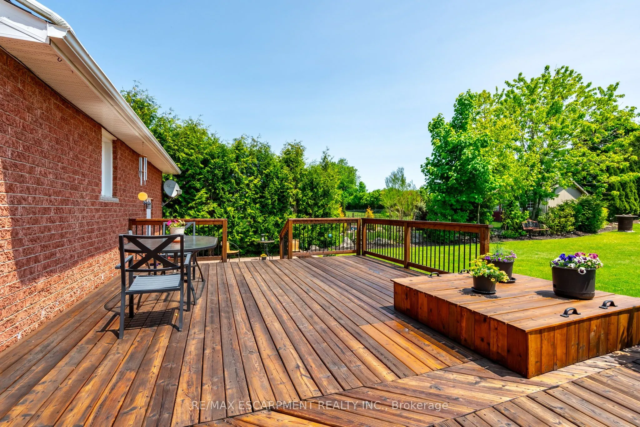 19 Savona Crescent