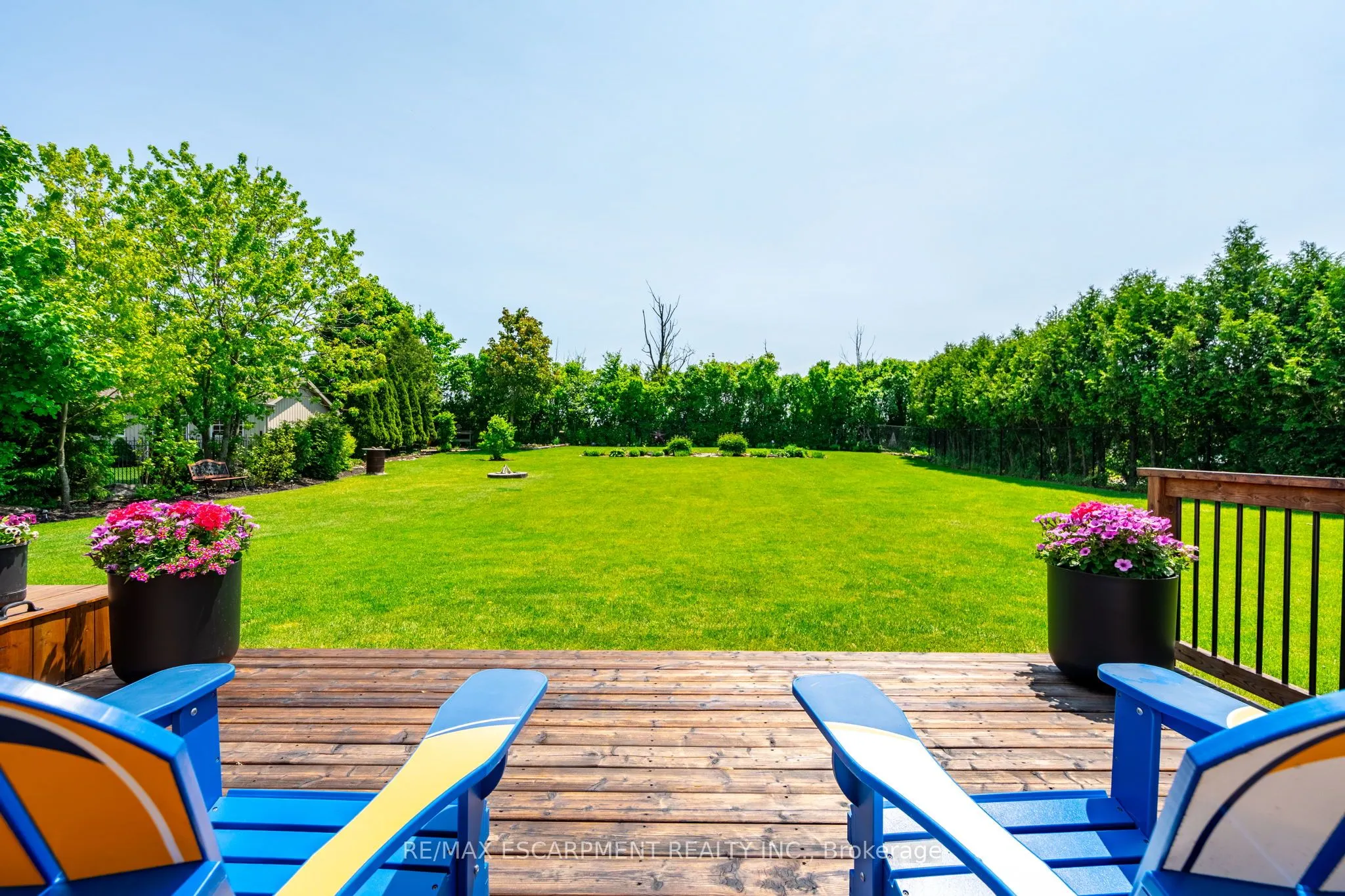 19 Savona Crescent