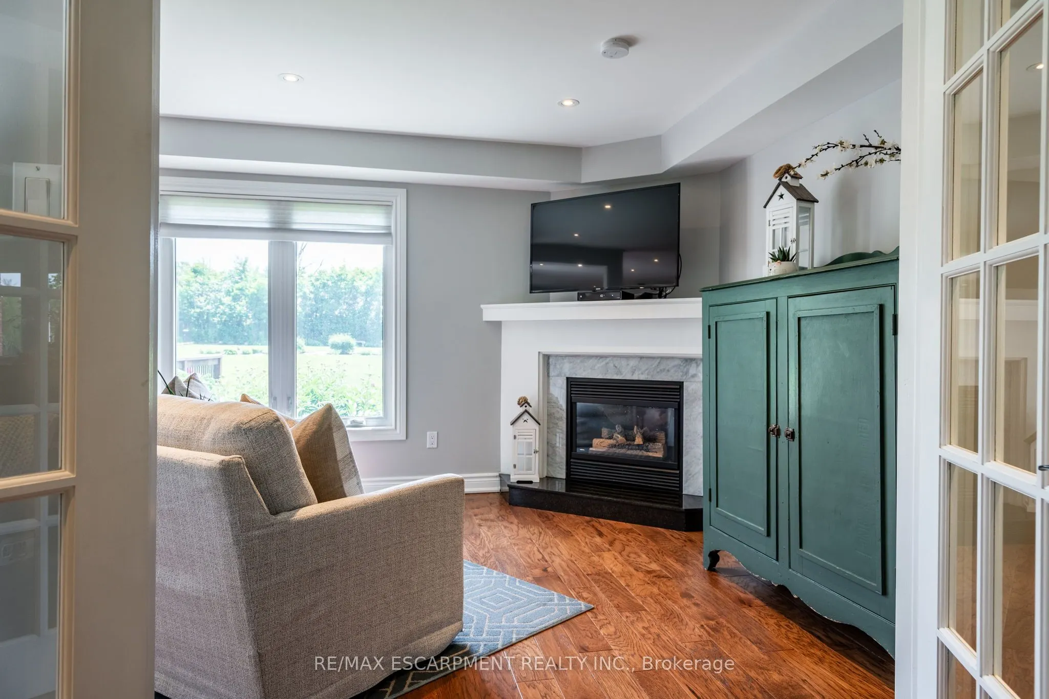 19 Savona Crescent
