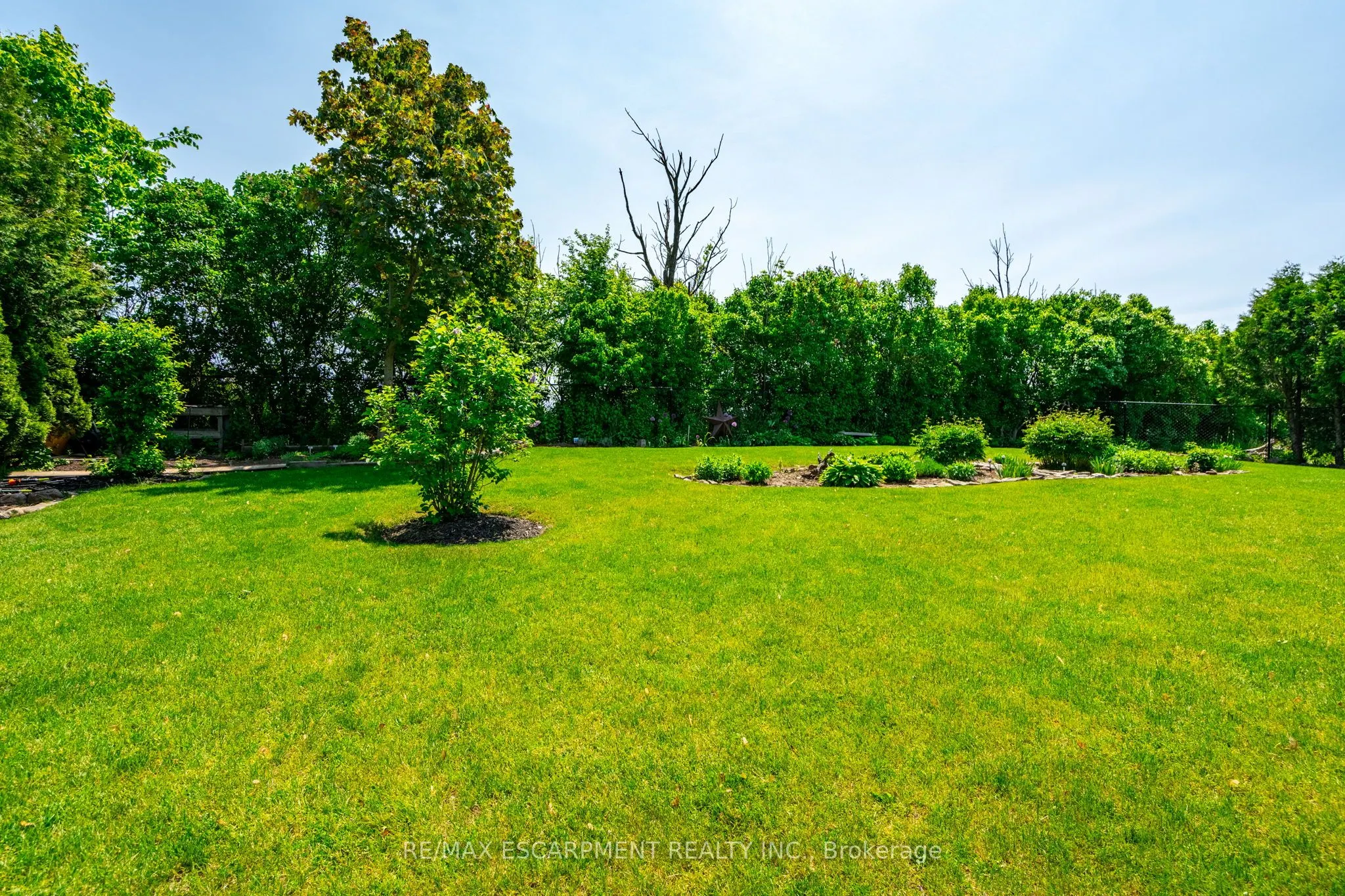 19 Savona Crescent