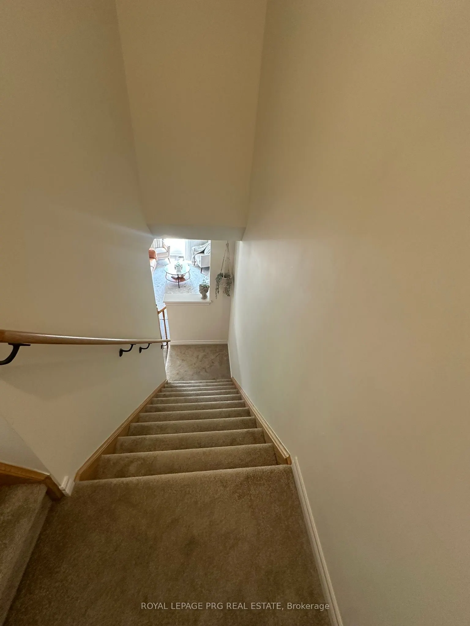 112 Winters Way