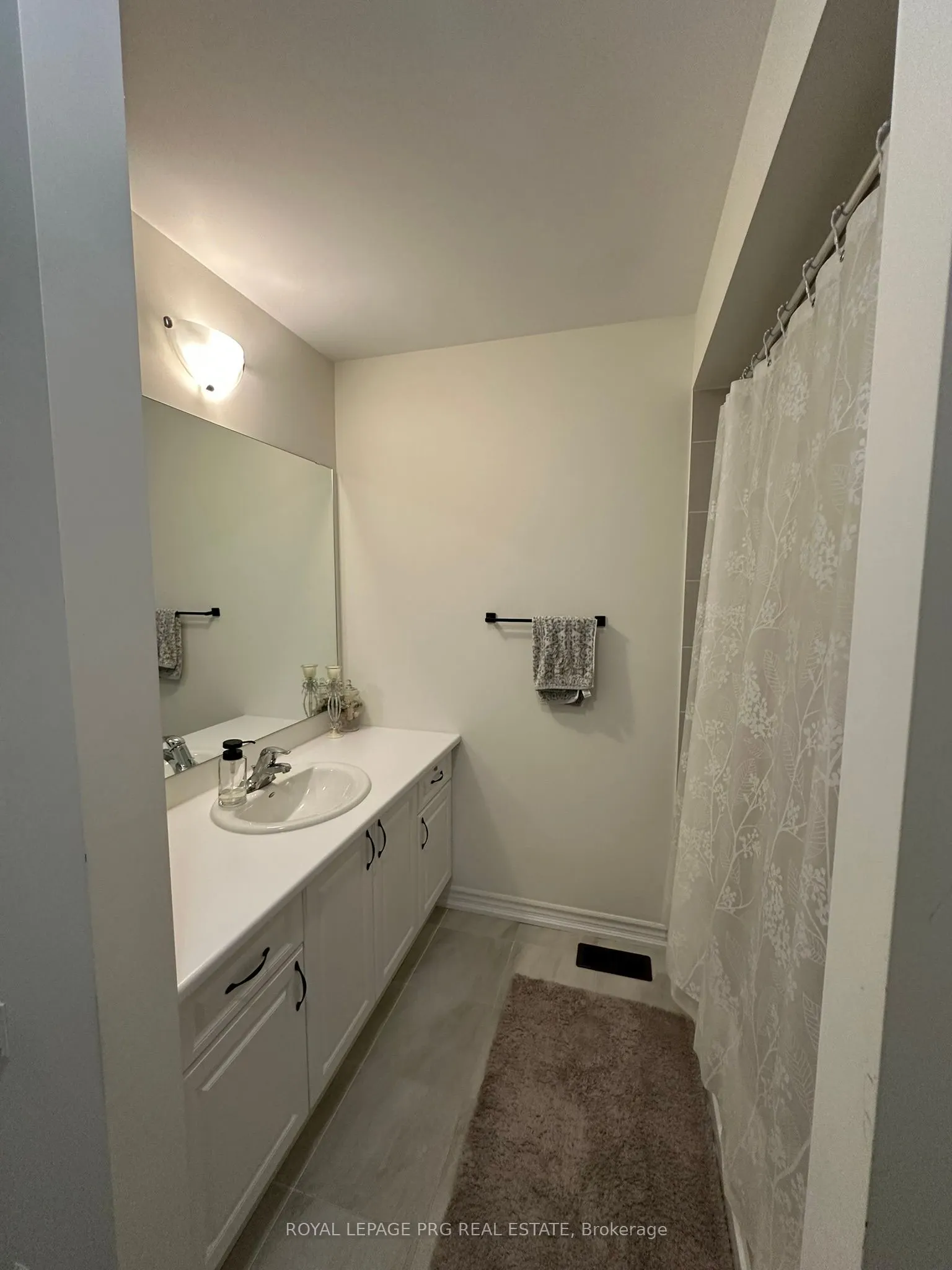 112 Winters Way