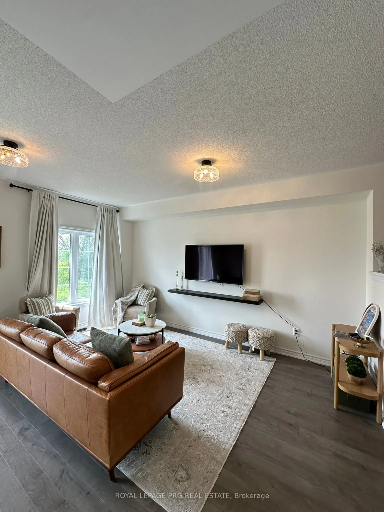 112 Winters Way