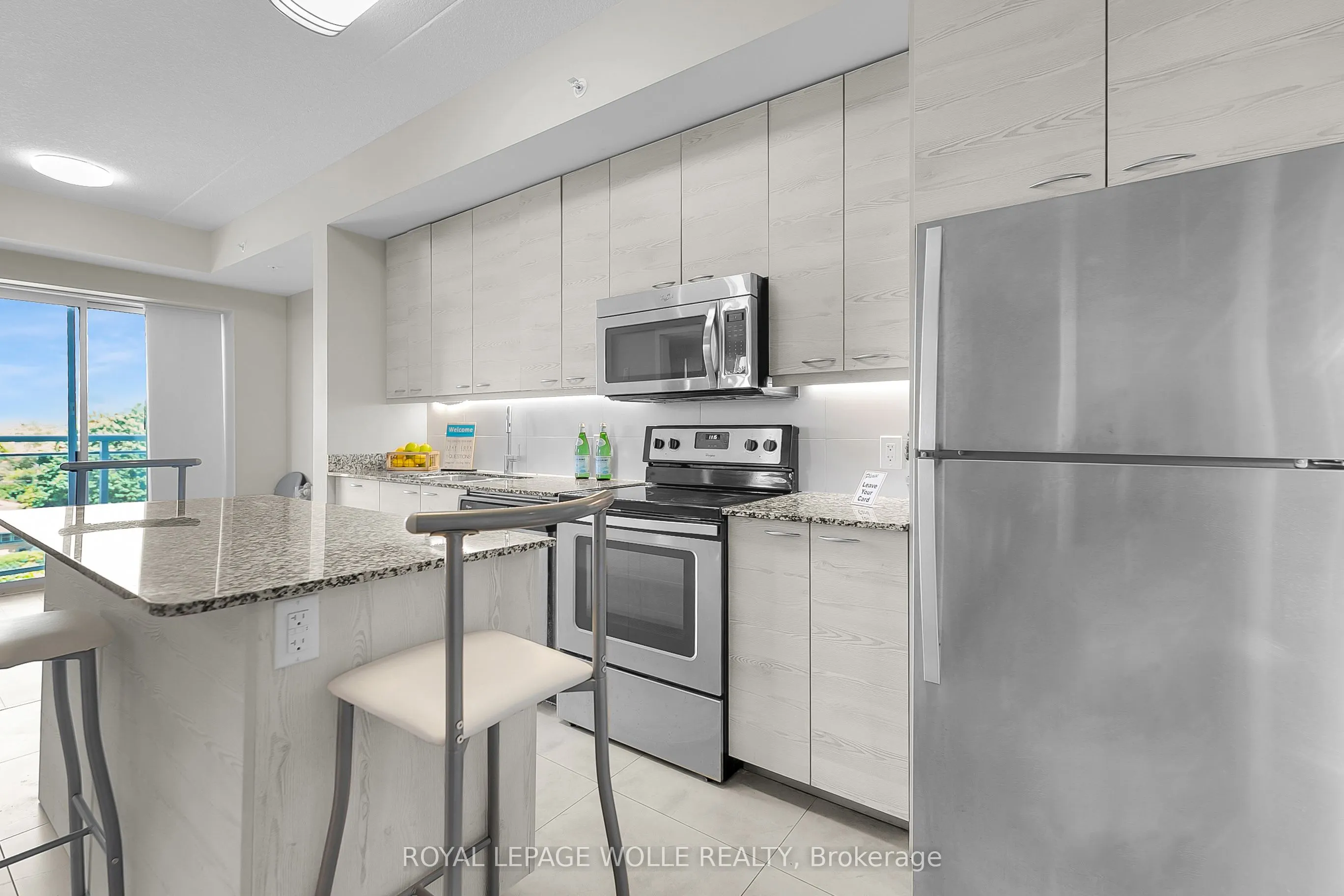 280 Lester Street #404