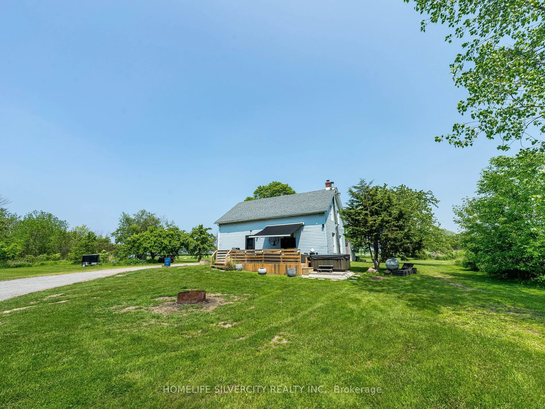 4613 N Service Road