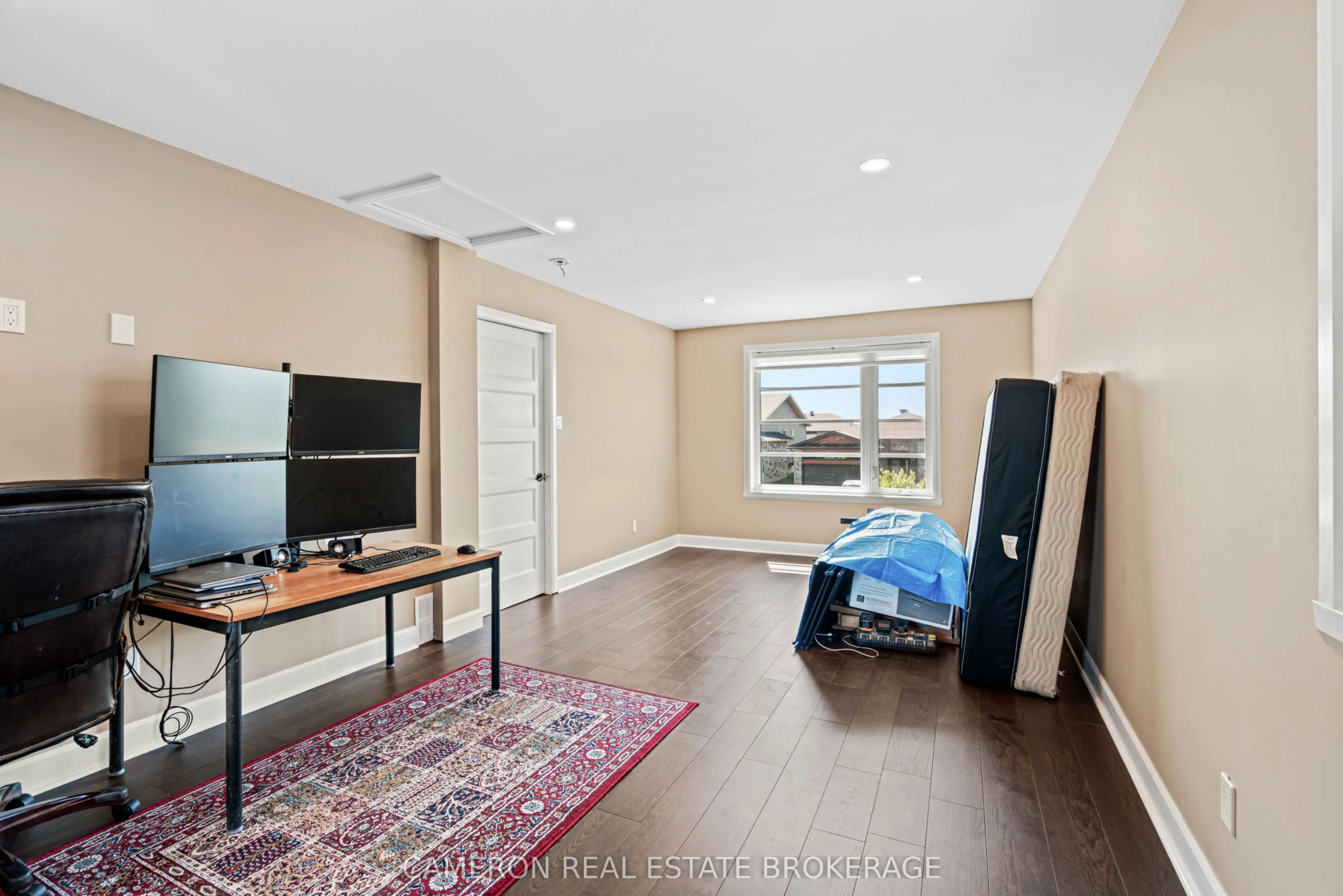 205 Eastport Drive