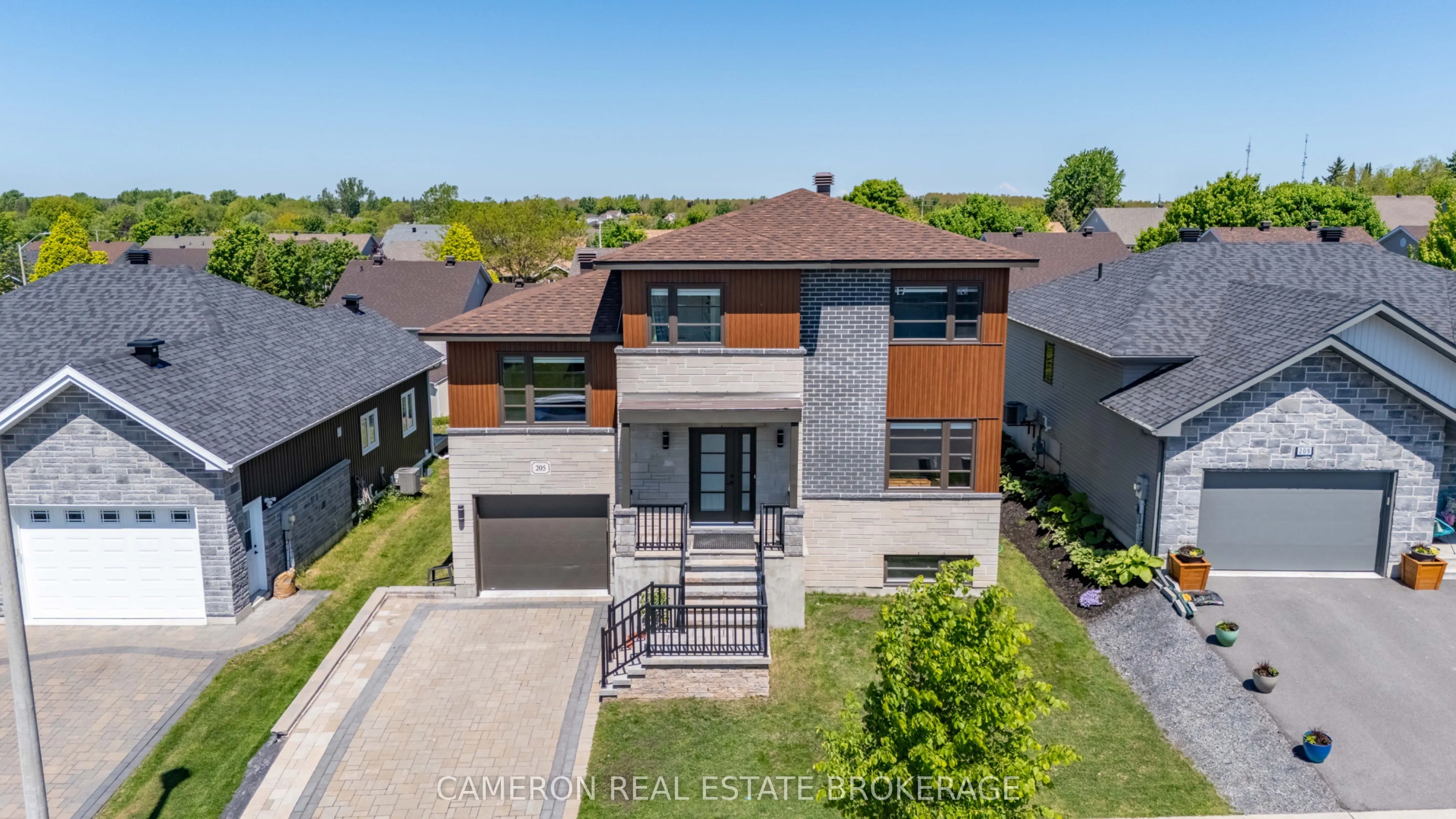 205 Eastport Drive
