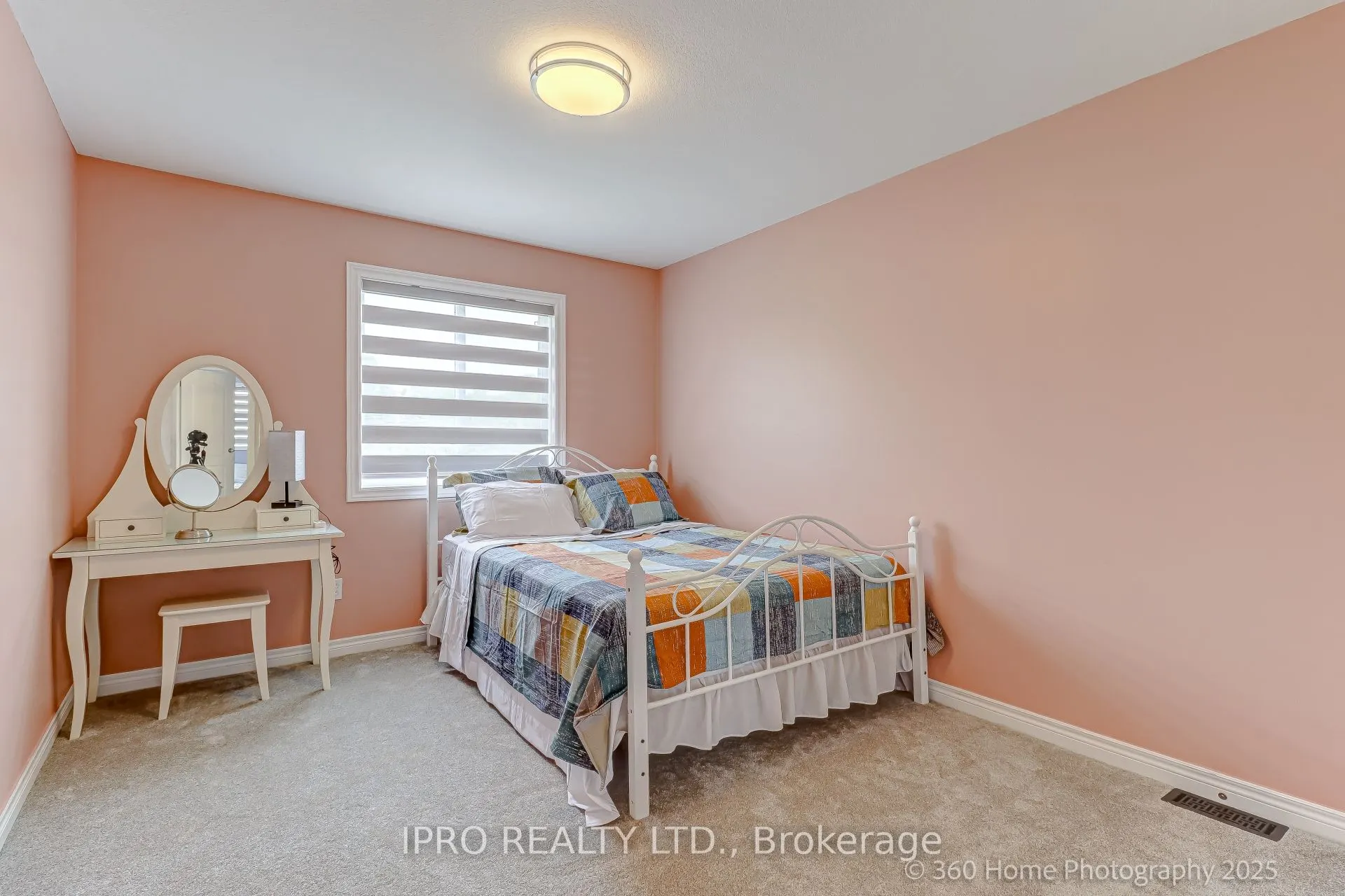 37 Woodland Drive