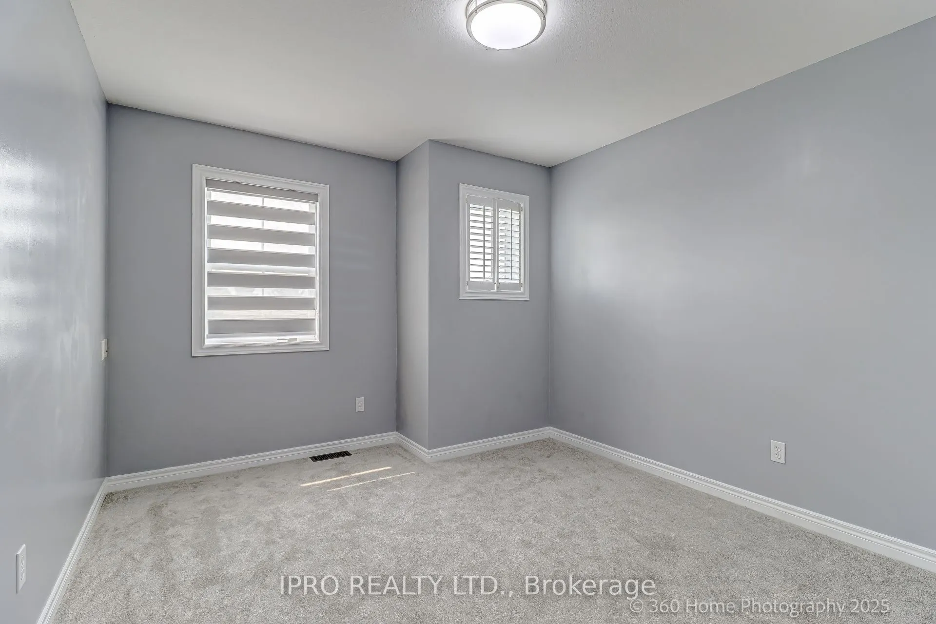 37 Woodland Drive