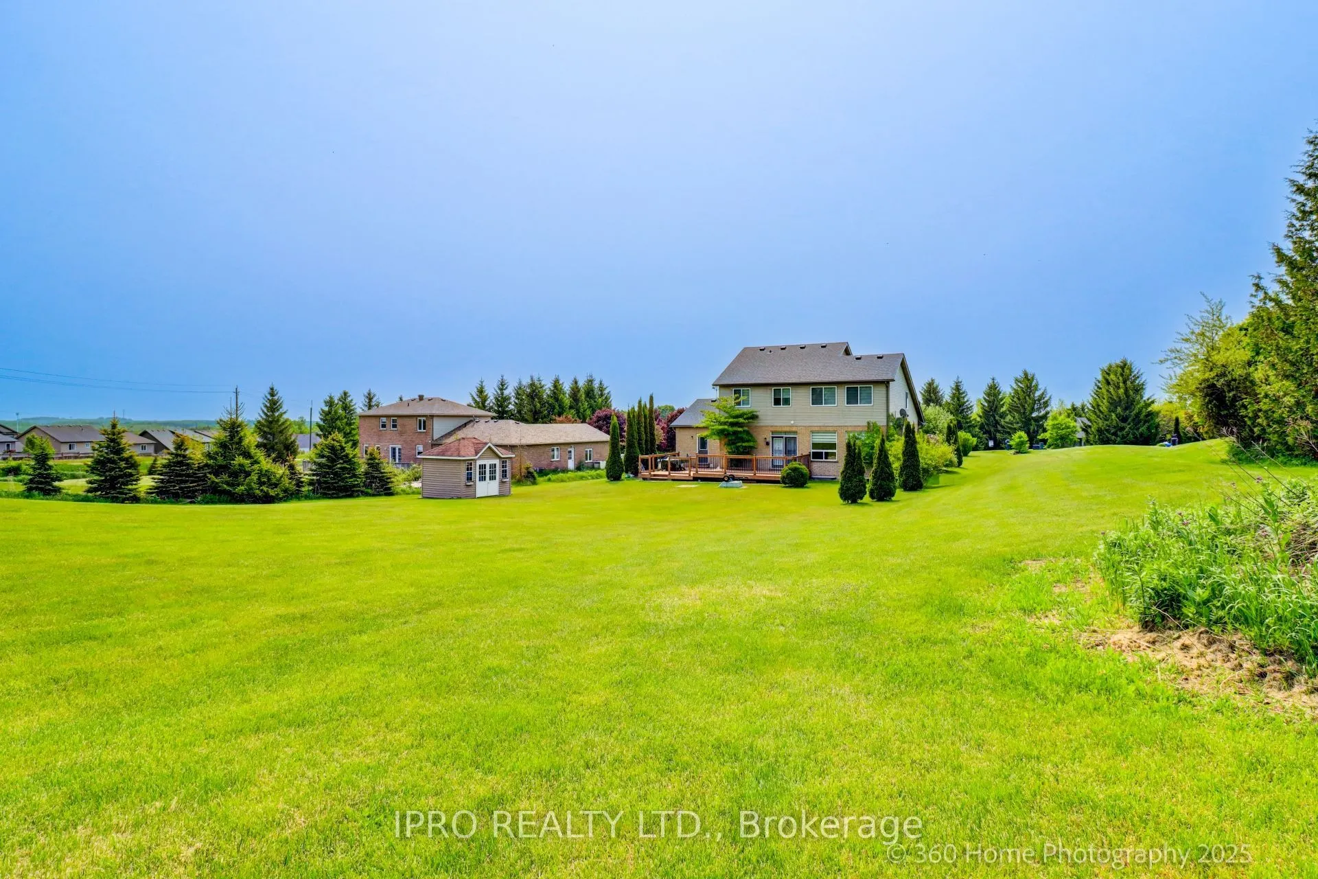 37 Woodland Drive