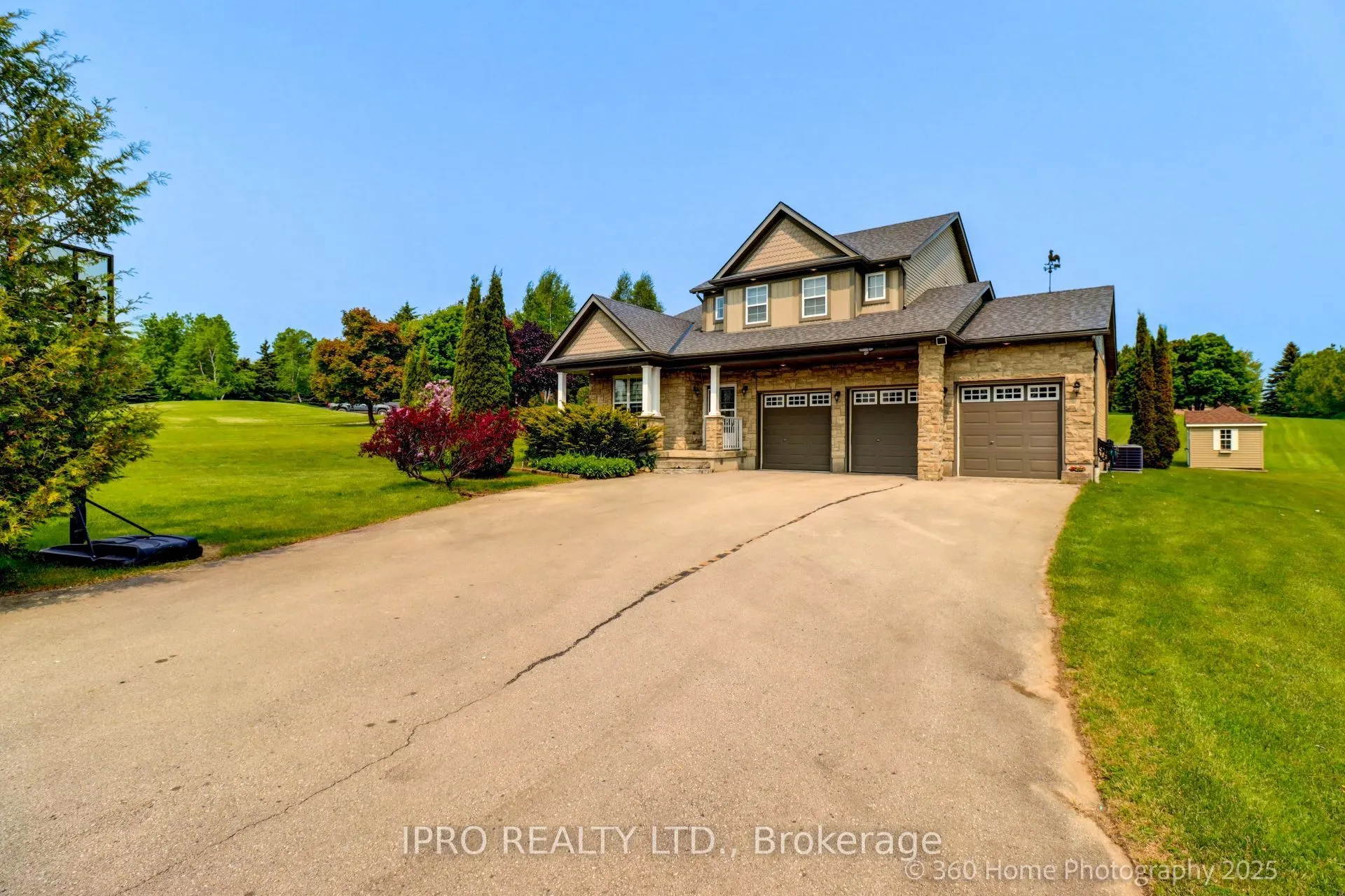 37 Woodland Drive