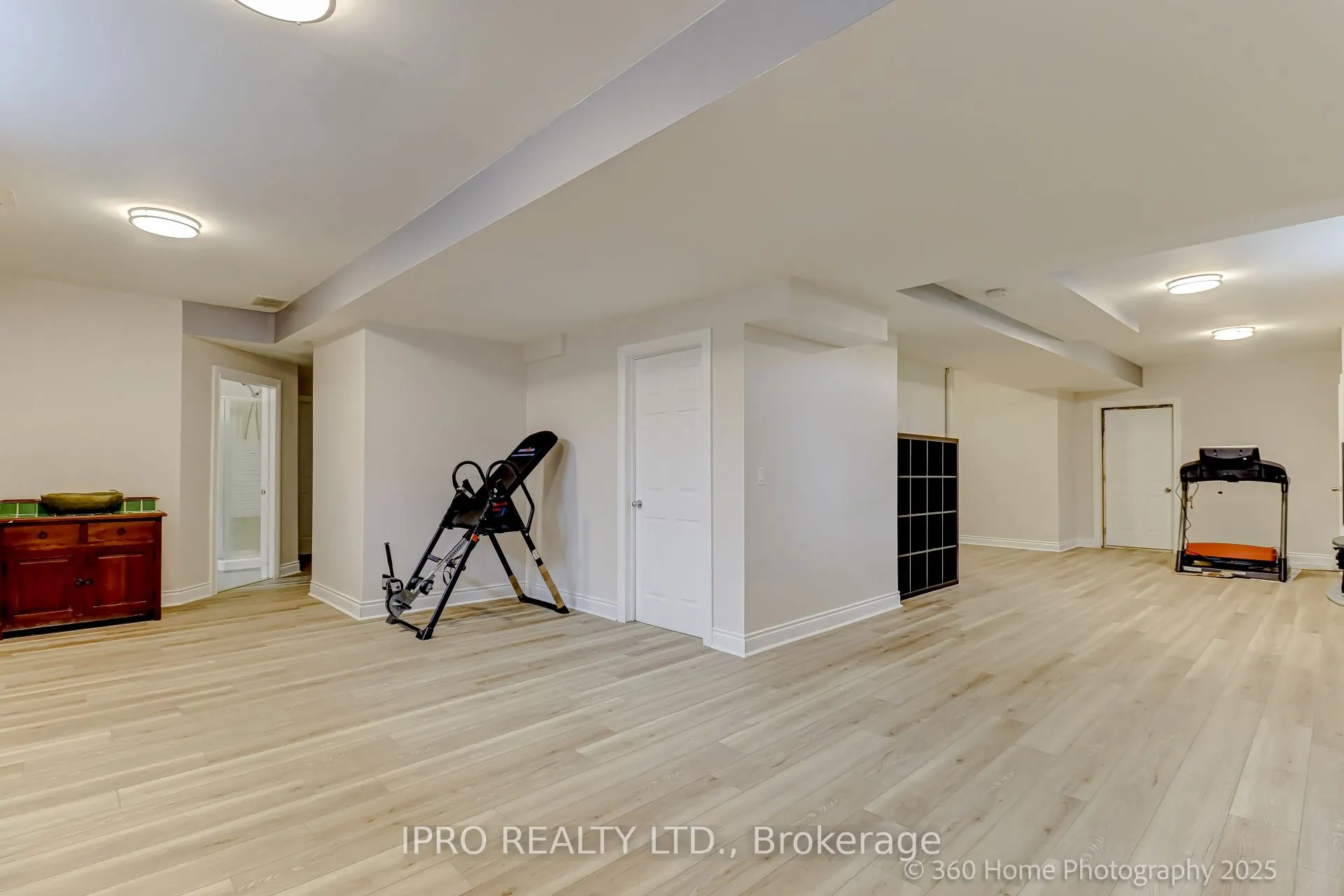 37 Woodland Drive