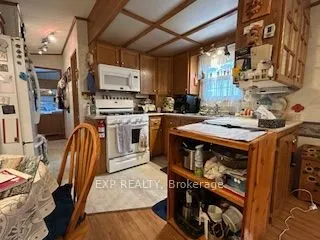 3 Mireille Private E