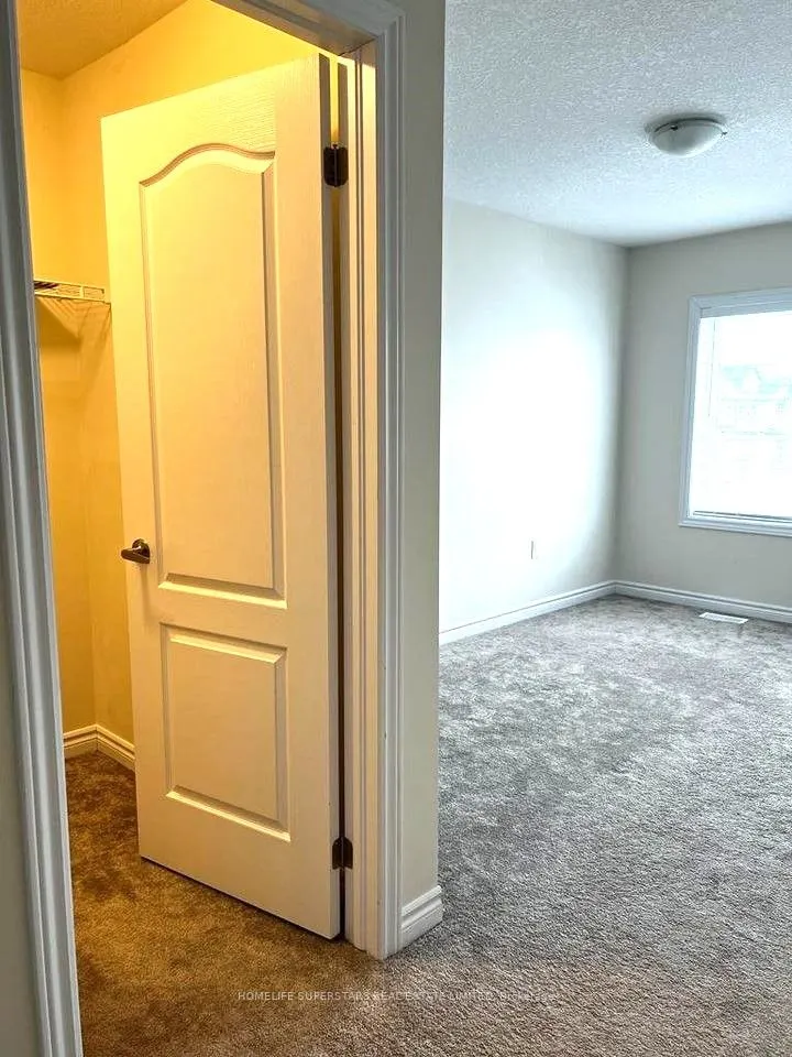 216 Explorer Way