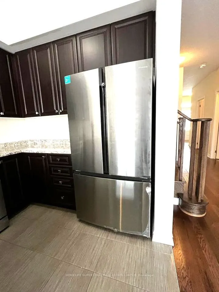 216 Explorer Way