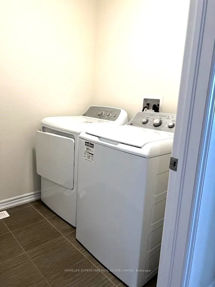 216 Explorer Way
