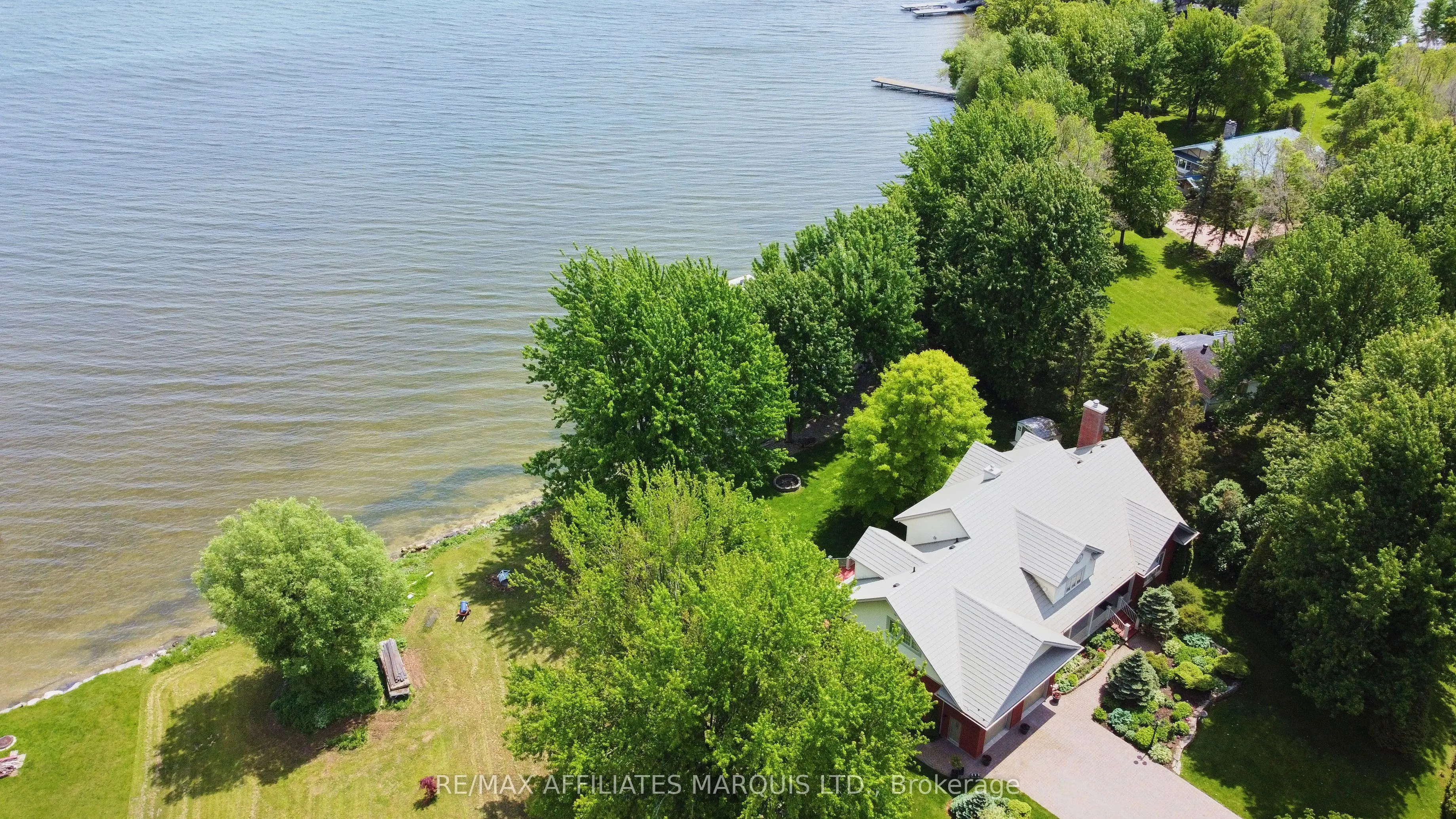 20562 Old Montreal Road