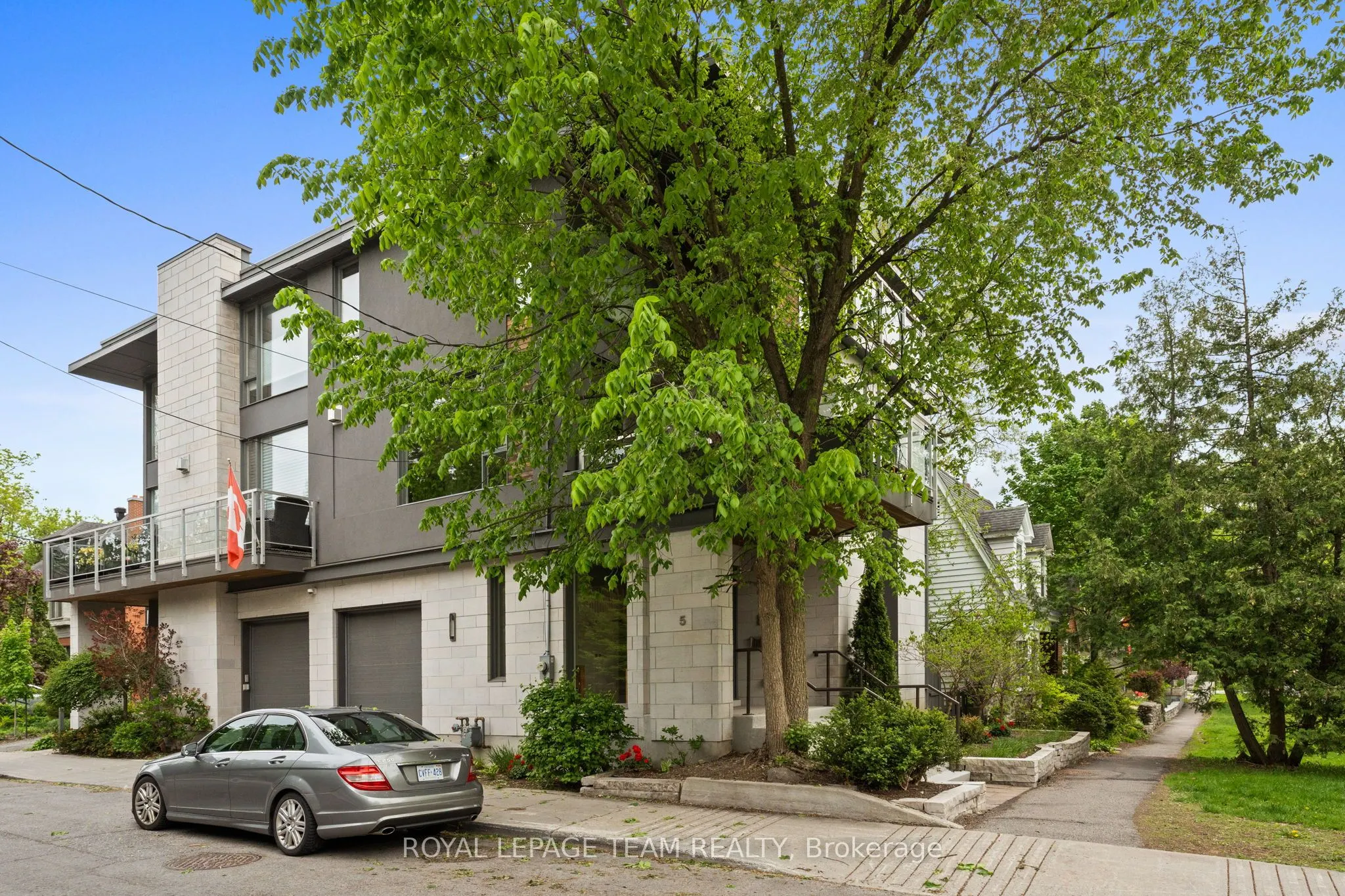 5 Rosedale Avenue