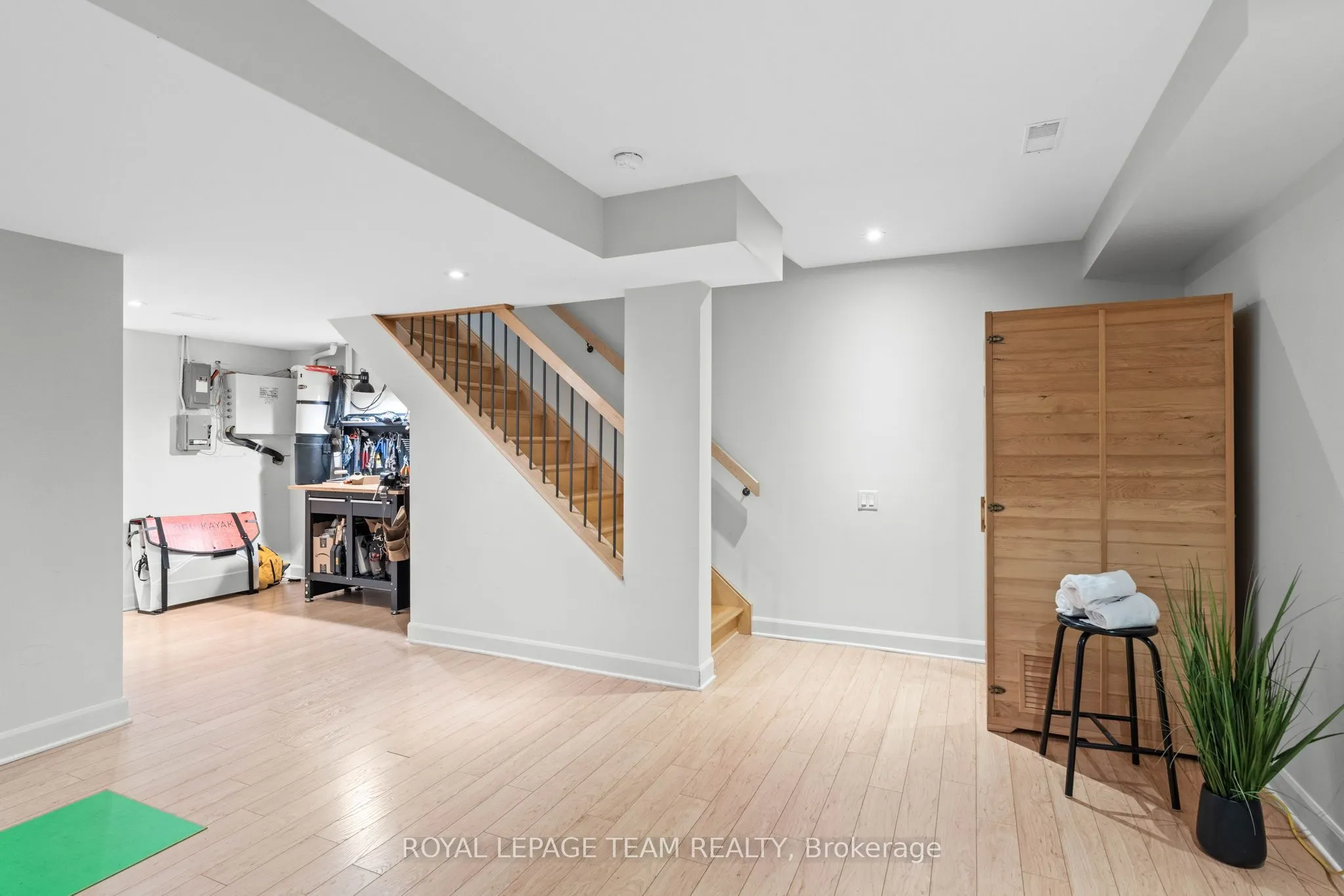 5 Rosedale Avenue