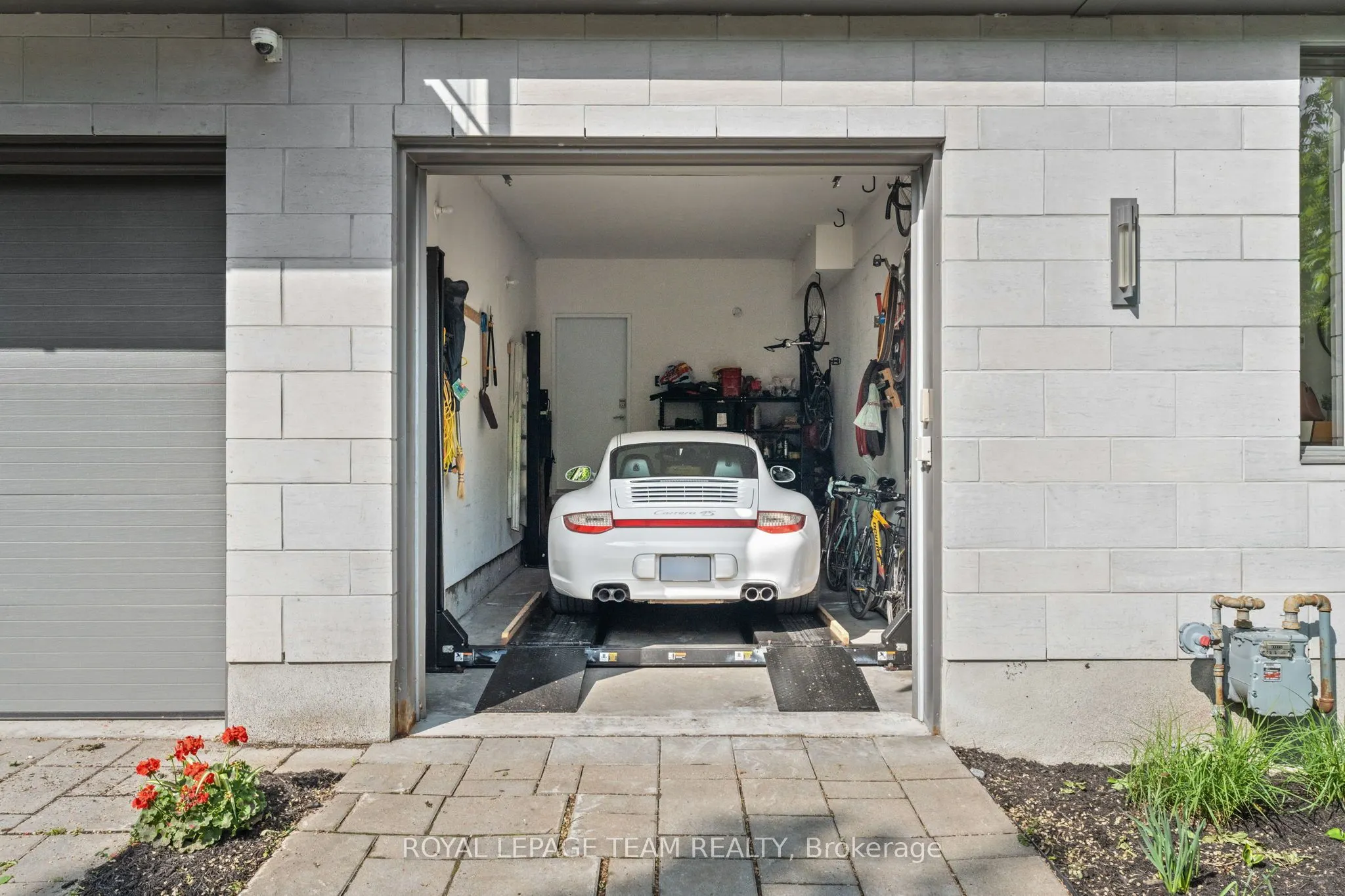 5 Rosedale Avenue