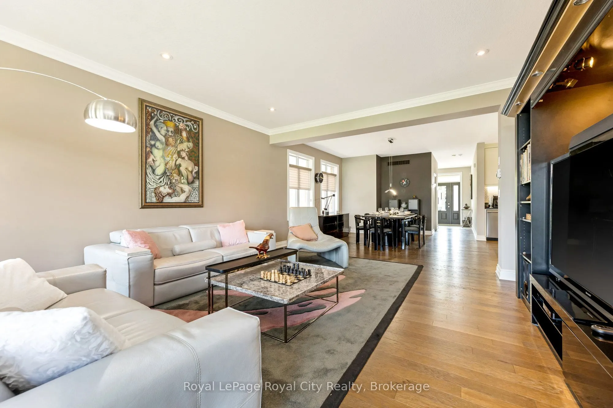 32 Chestnut Drive