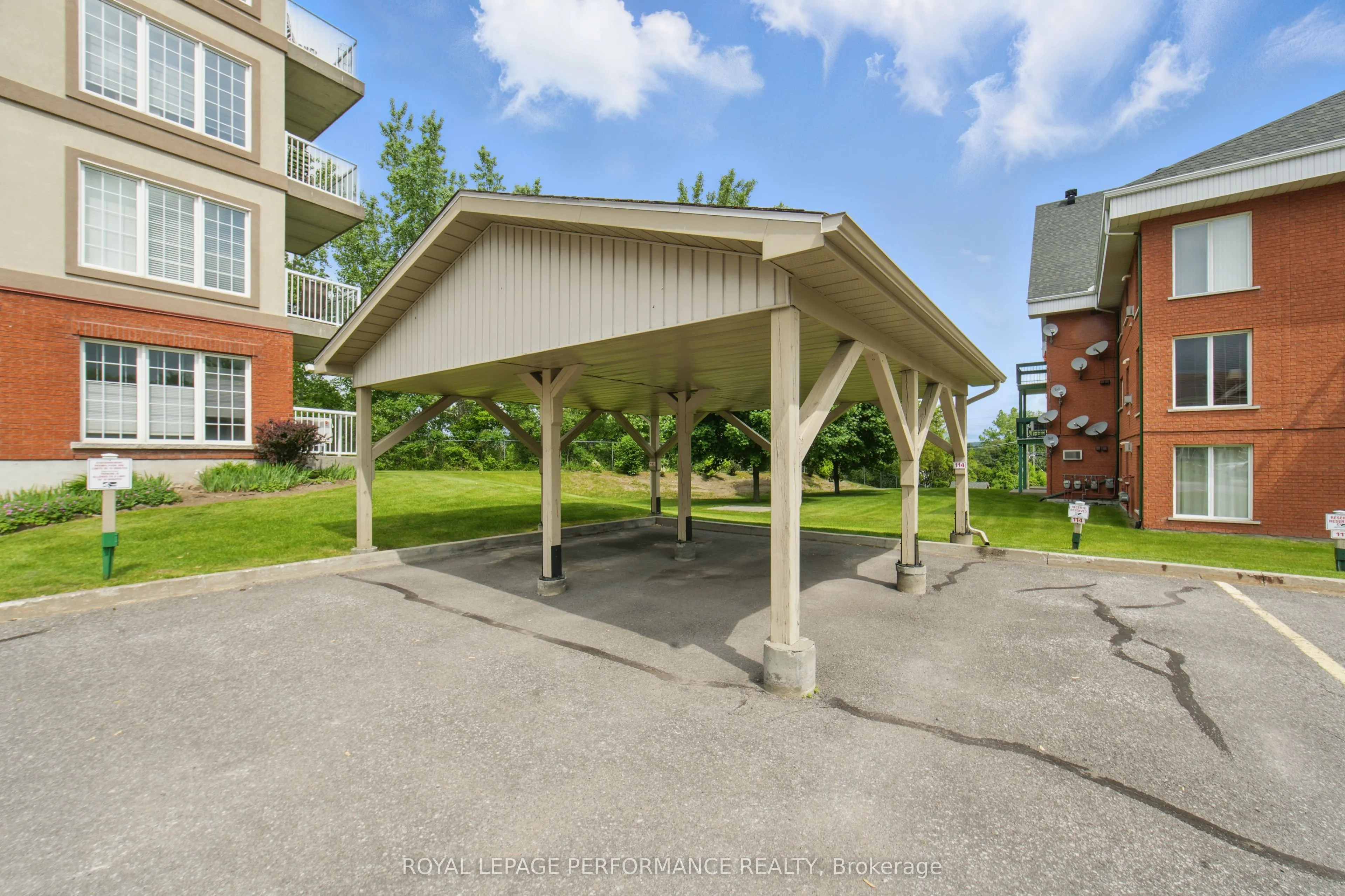 1404 Clement Street, #113