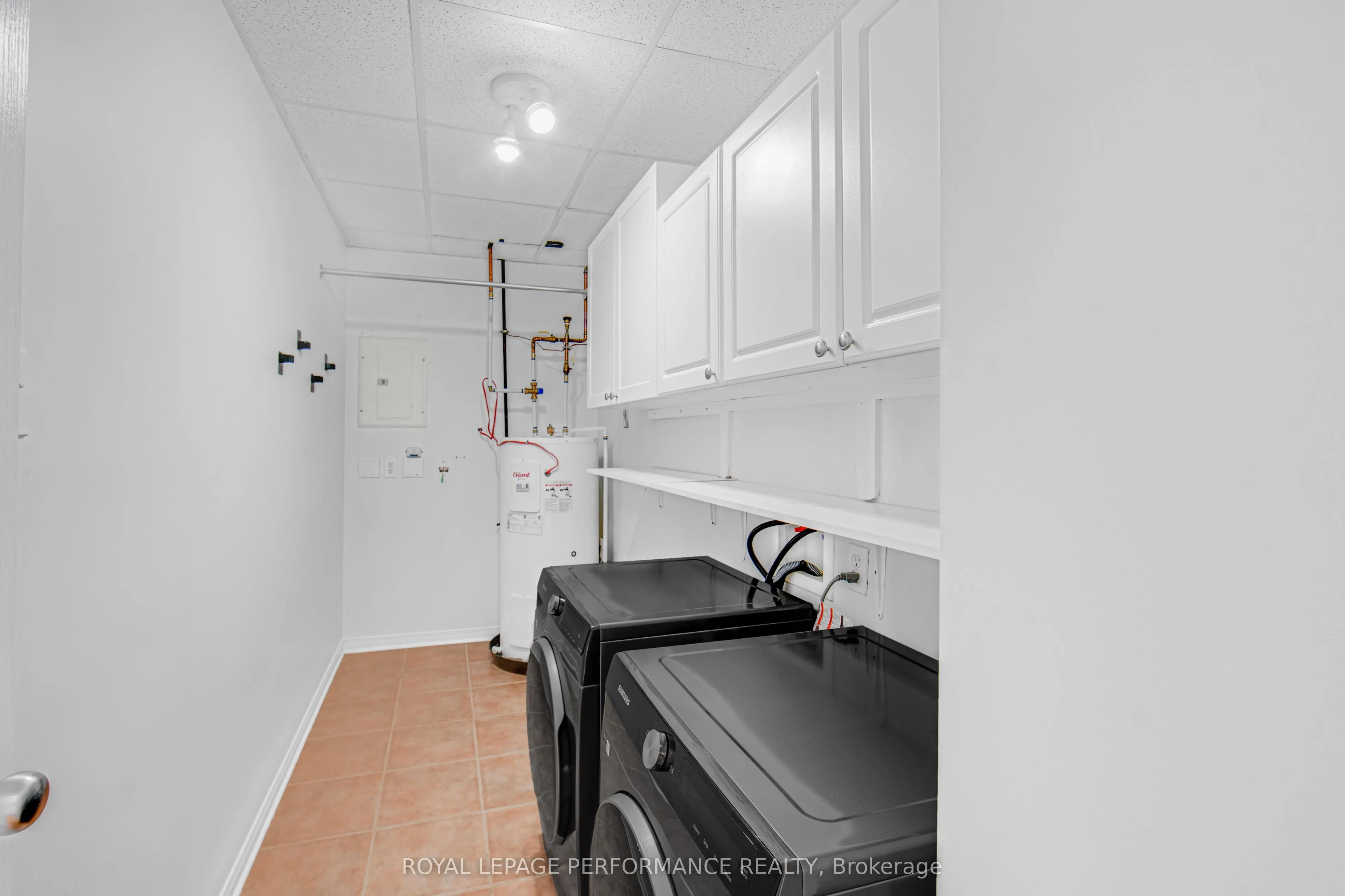 1404 Clement Street, #113
