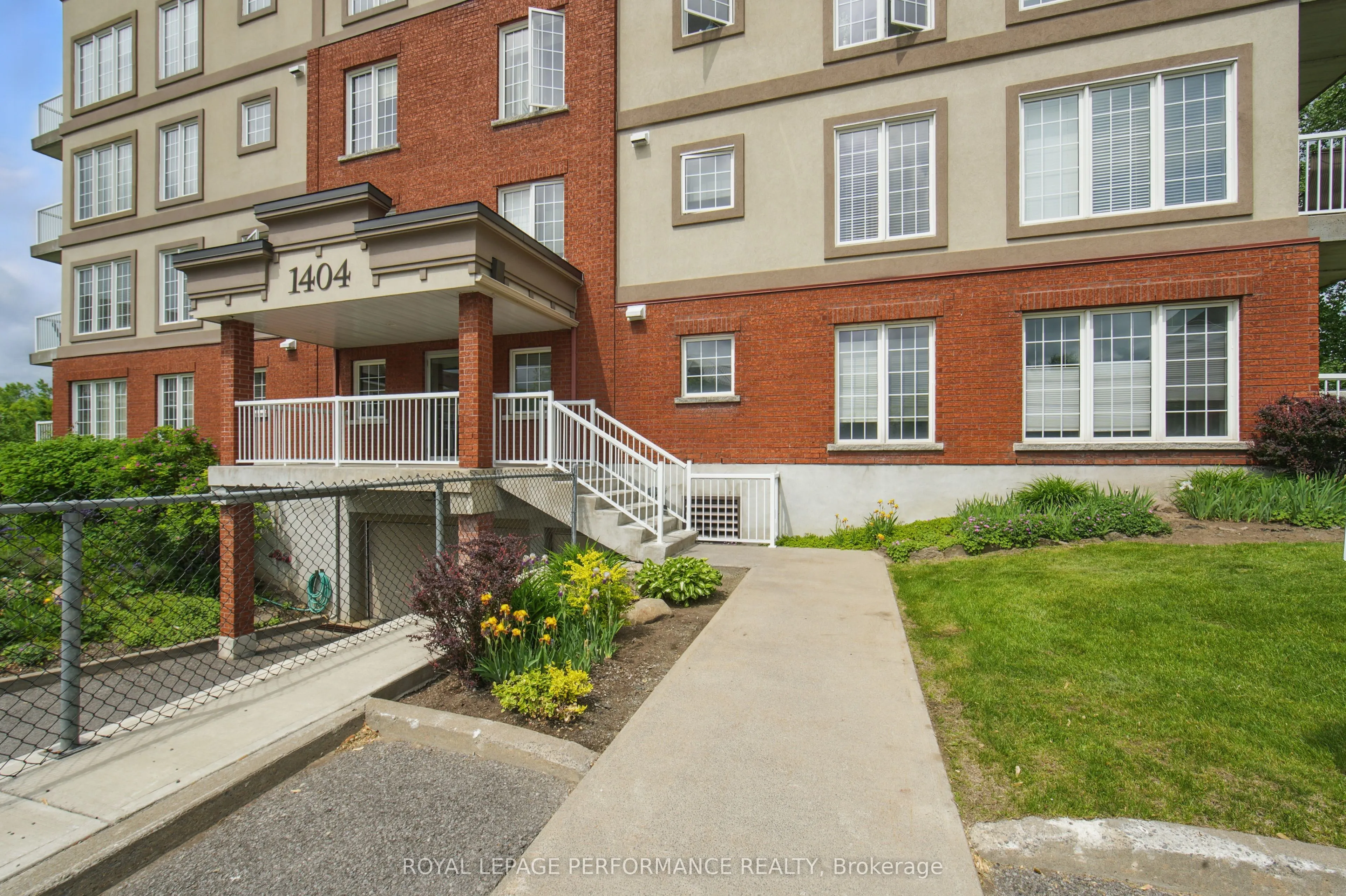 1404 Clement Street, #113