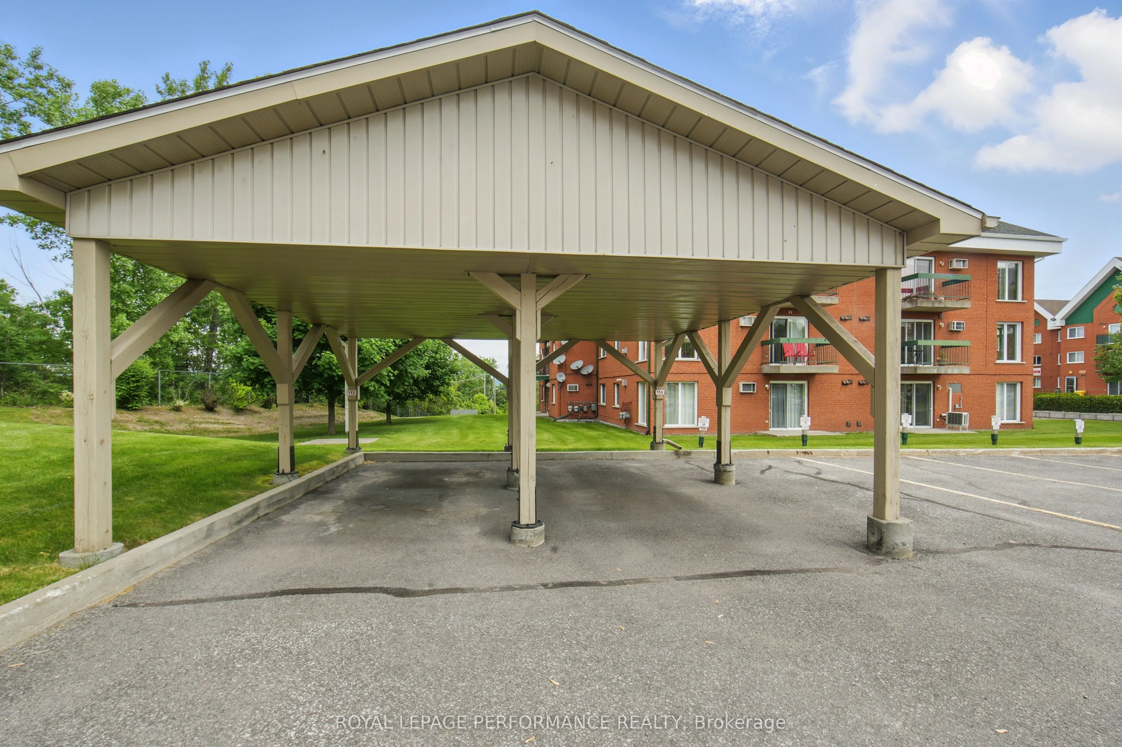 1404 Clement Street, #113