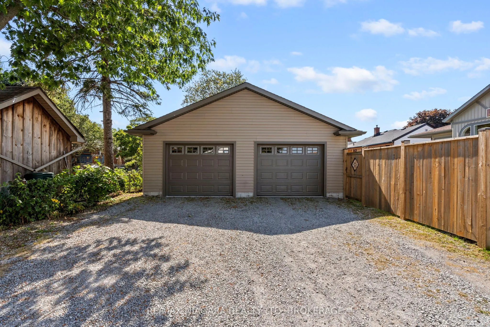 47 Rosemount Avenue