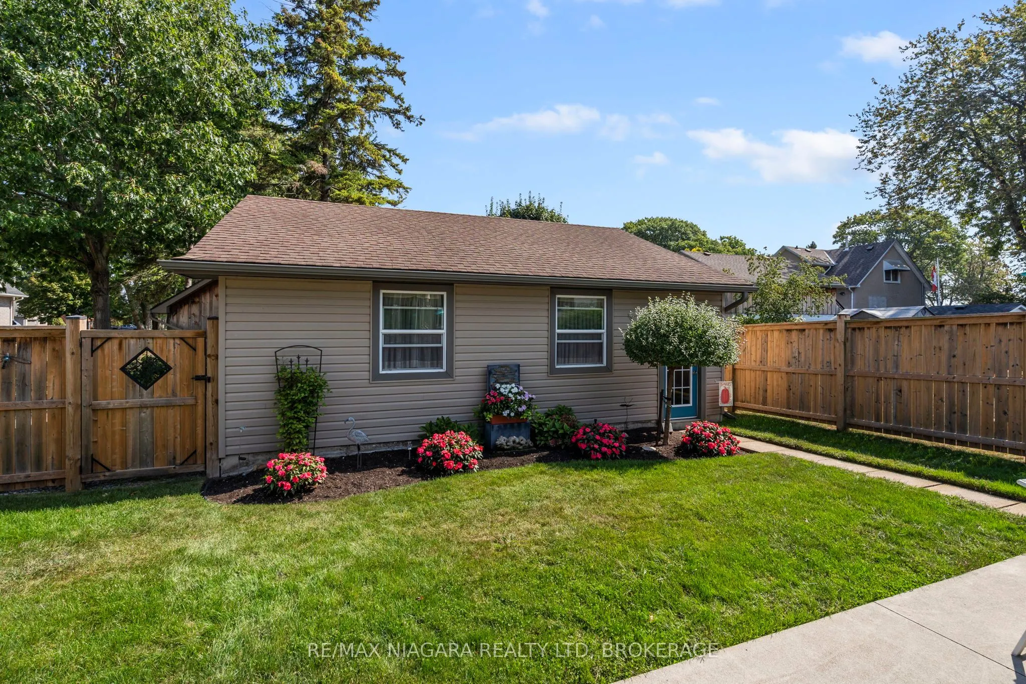 47 Rosemount Avenue