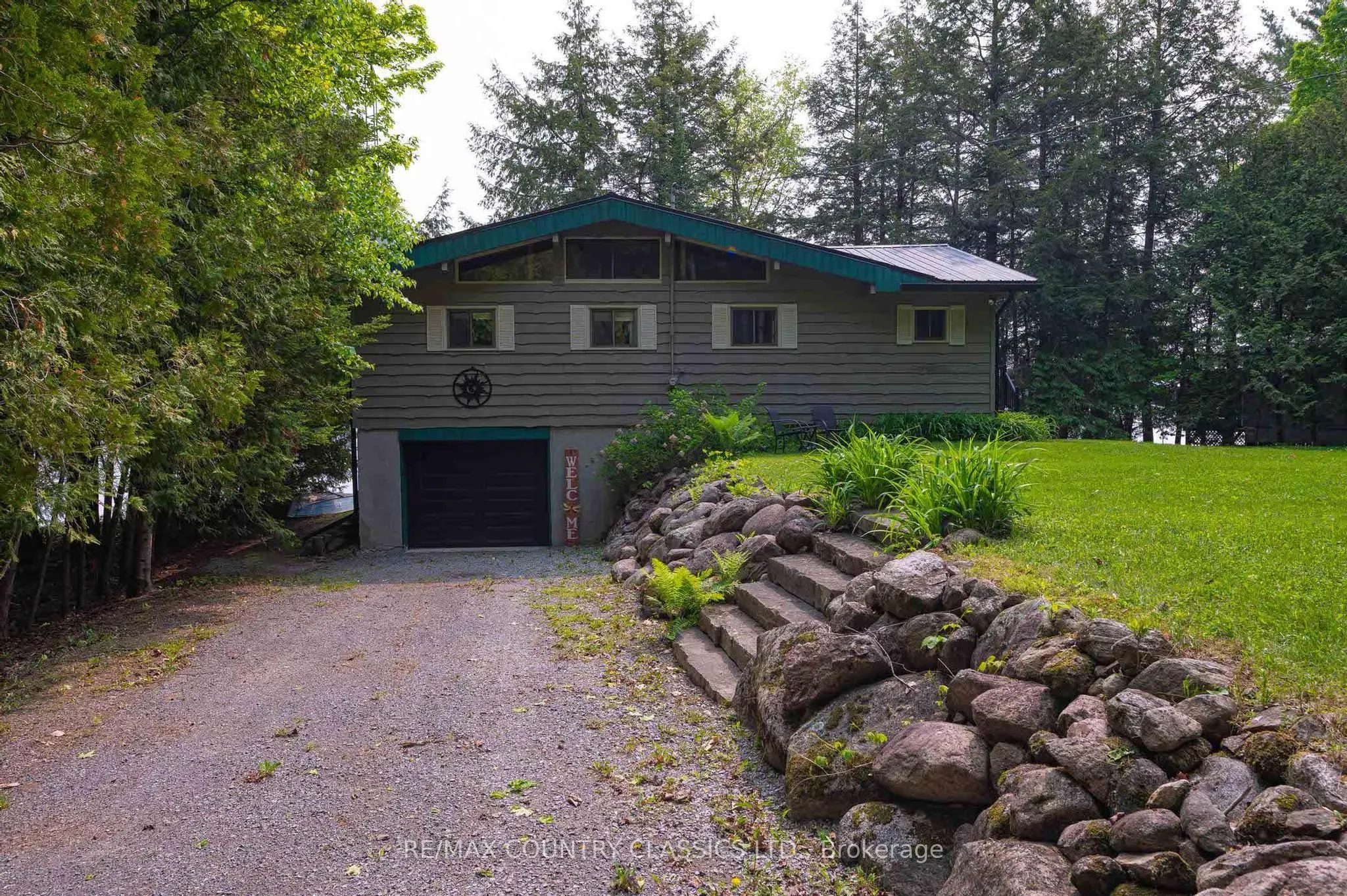 217 Moffat Road