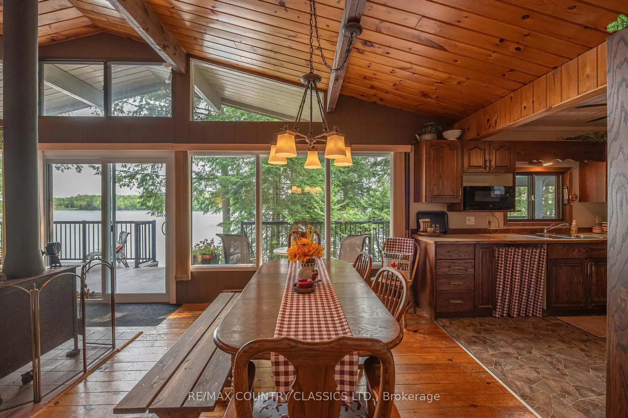 217 Moffat Road