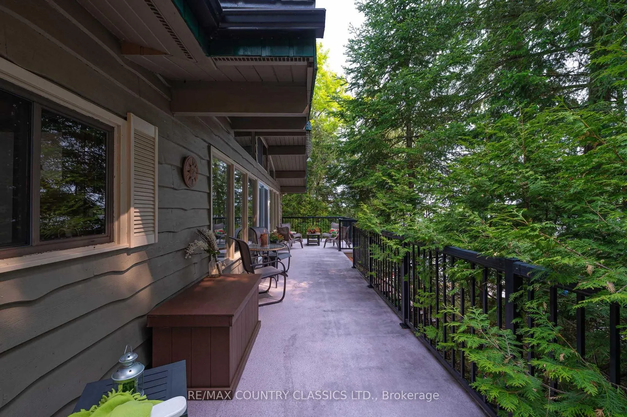 217 Moffat Road