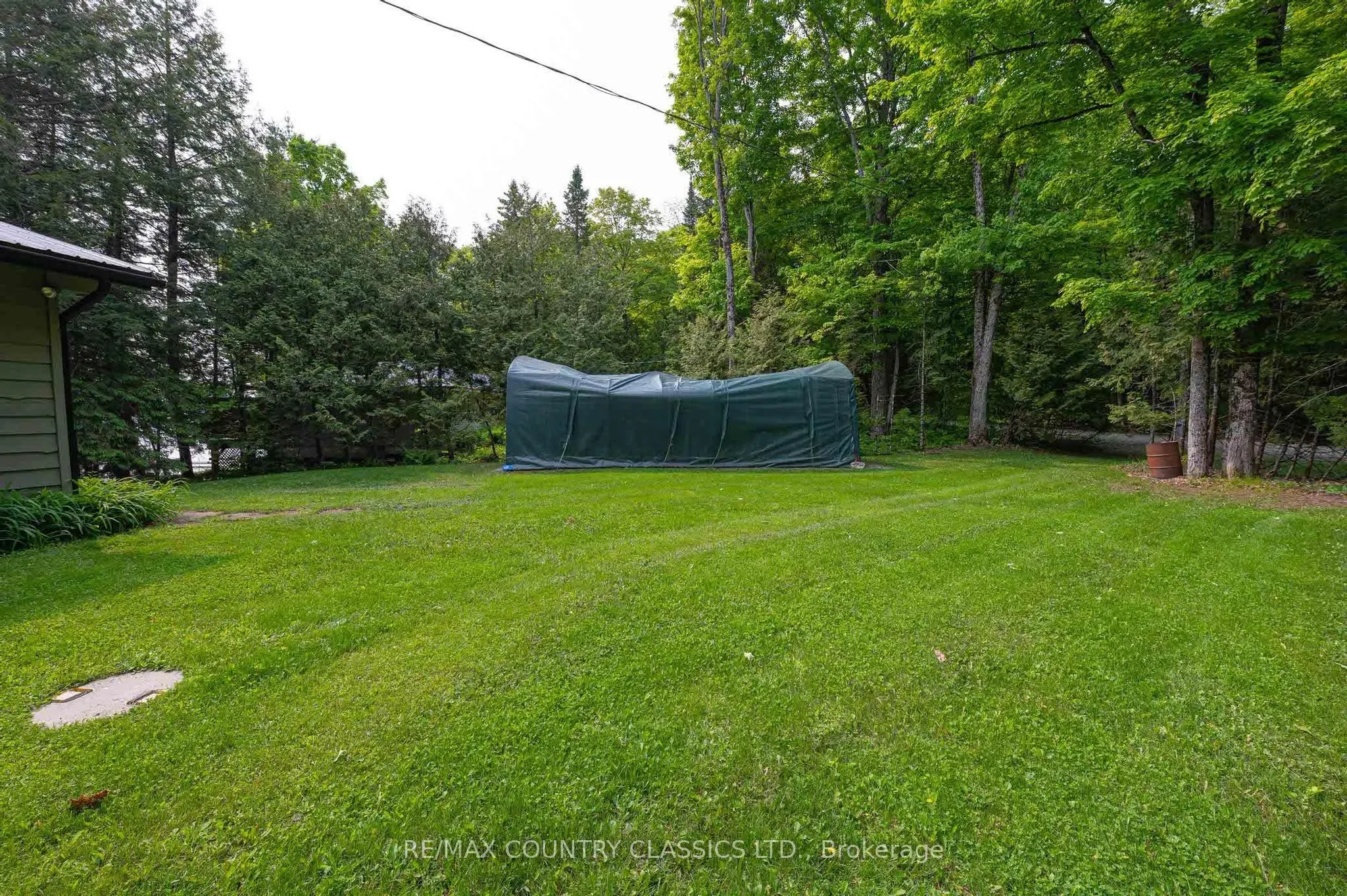 217 Moffat Road
